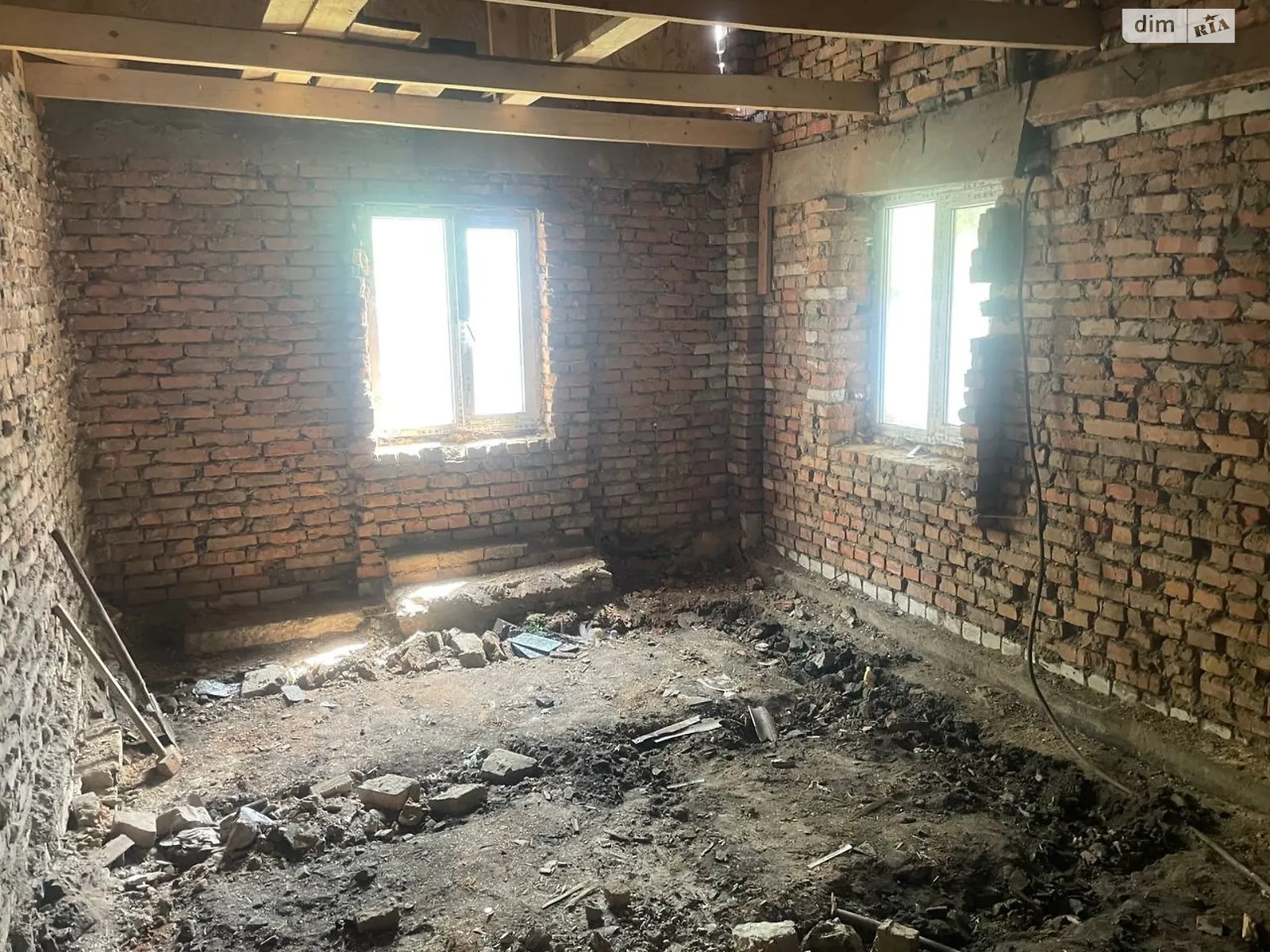 Продається частина будинку 80 кв. м з подвалом, цена: 35000 $ - фото 1