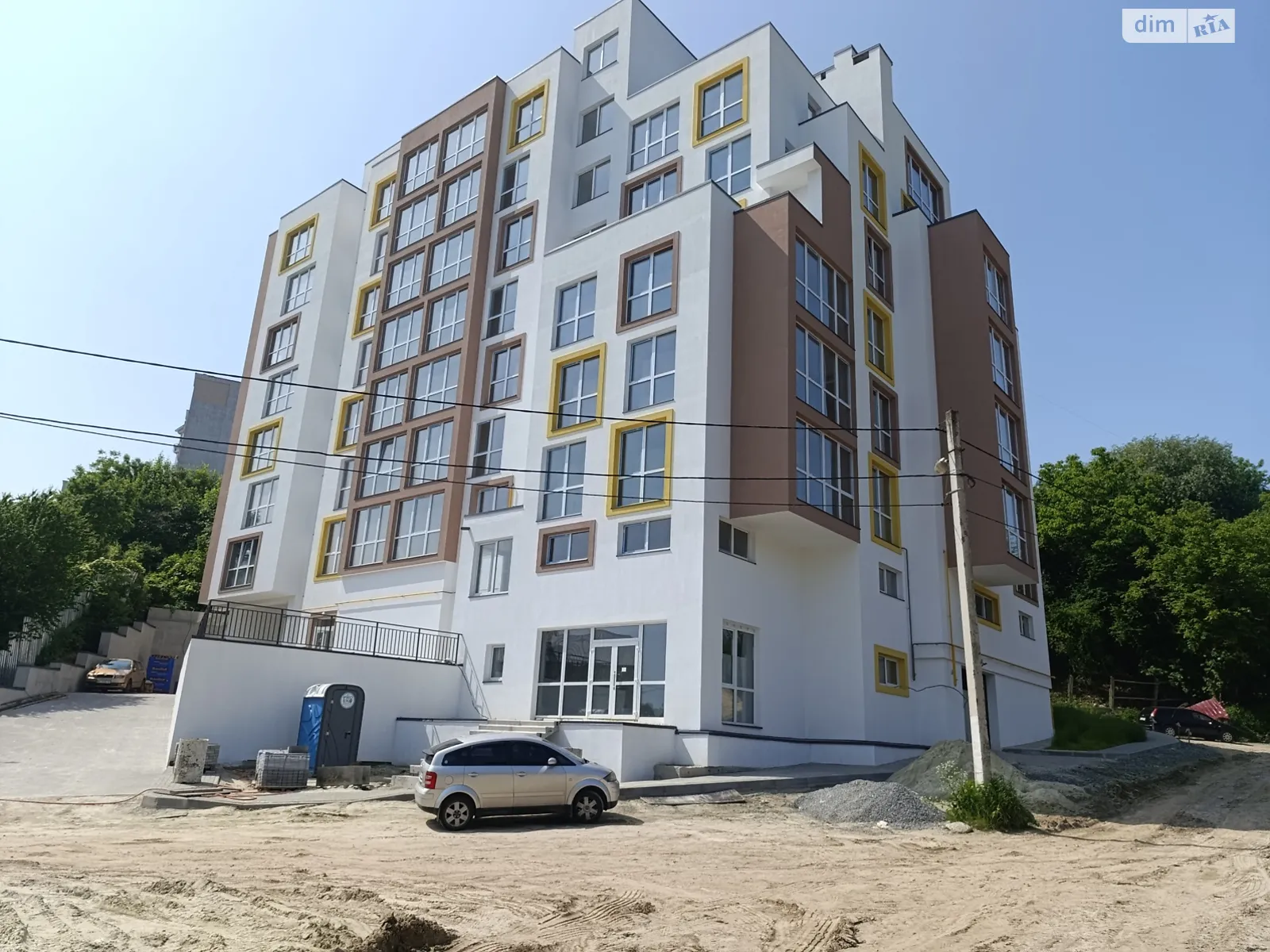 Продается 1-комнатная квартира 50 кв. м в Львове, ул. Камышовая, 11 - фото 1