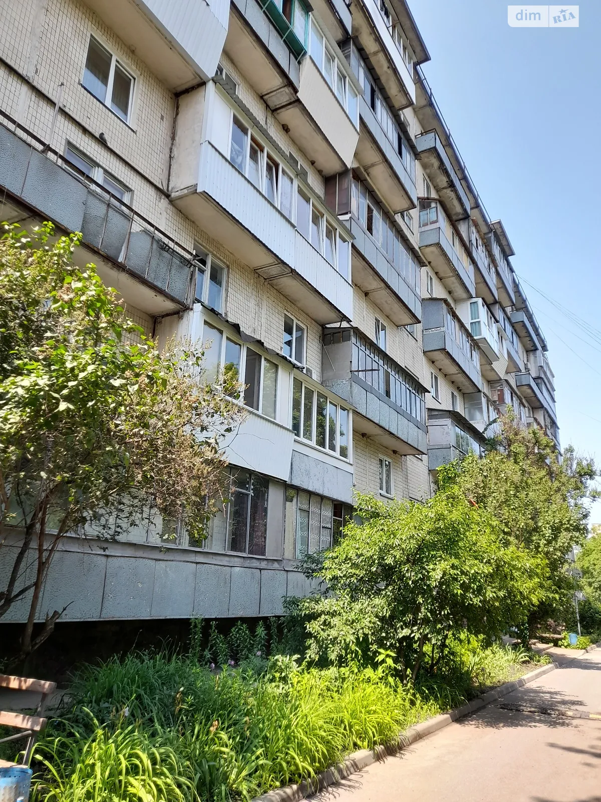 Продається 3-кімнатна квартира 61.7 кв. м у Вишневому, цена: 59000 $ - фото 1