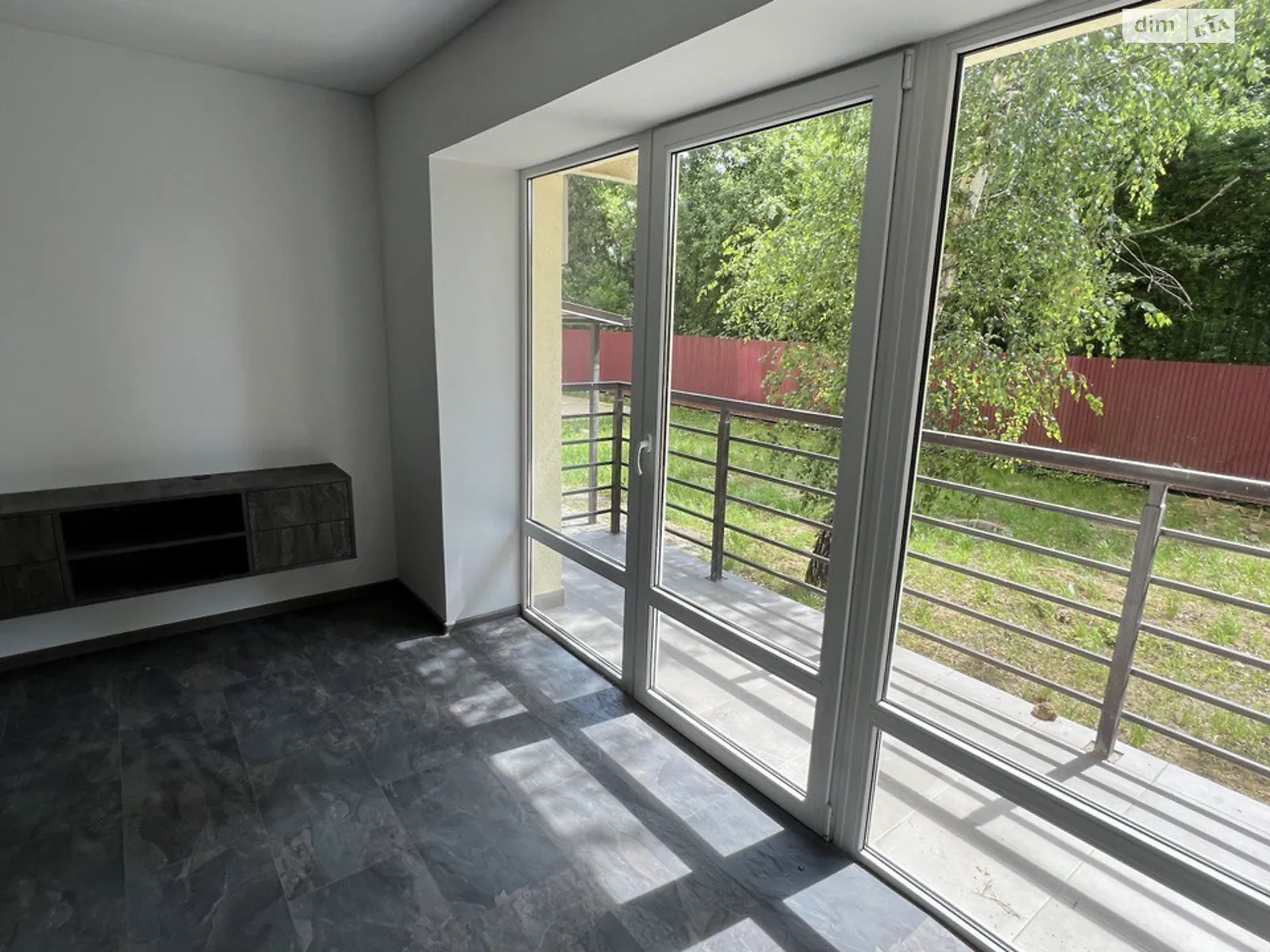 Продается 2-комнатная квартира 51.4 кв. м в Берегове, ул. Хмельницкого - фото 1