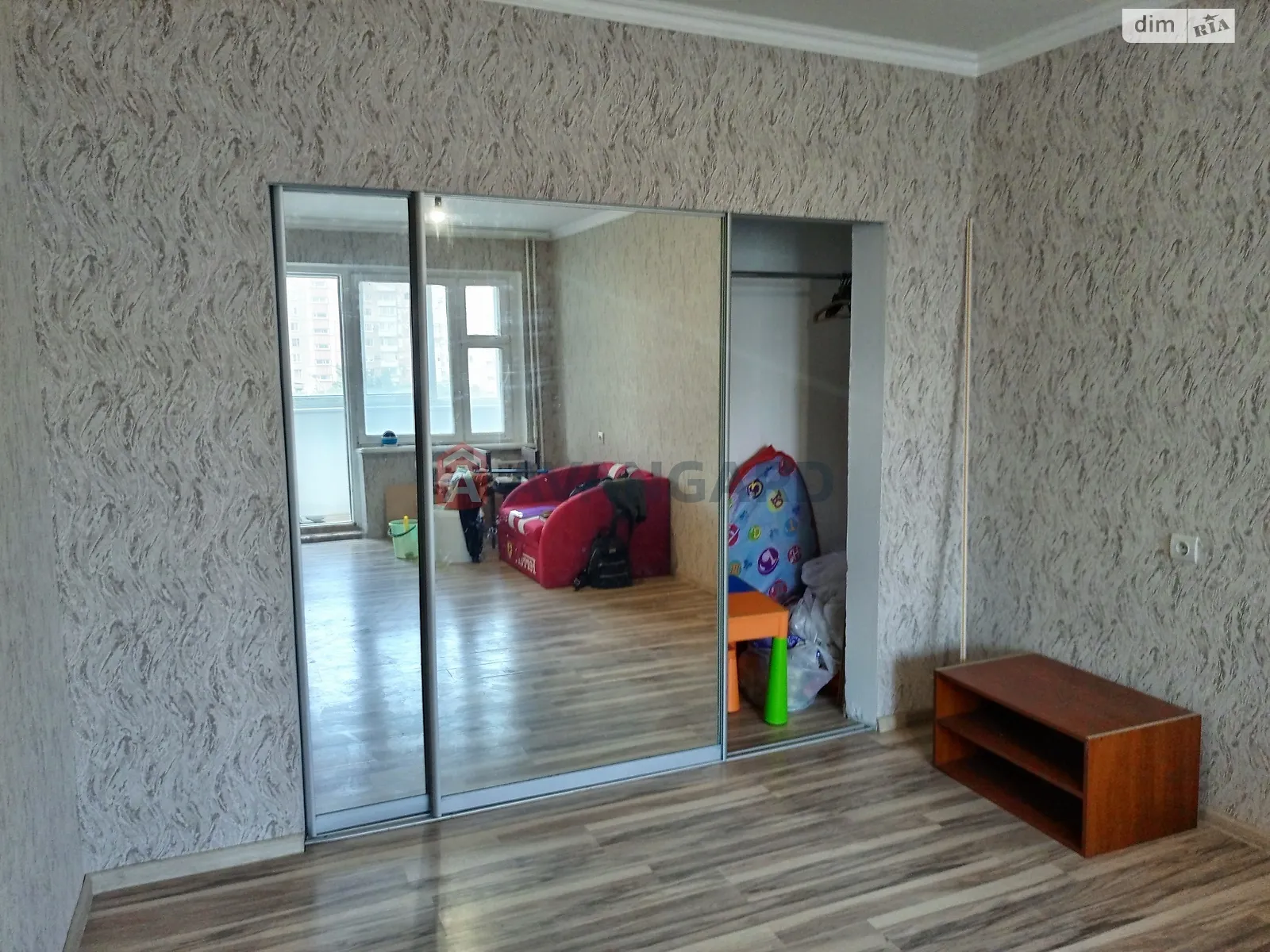 1-кімнатна квартира 35.25 кв. м у Запоріжжі, вул. Автозаводська, 40 - фото 1