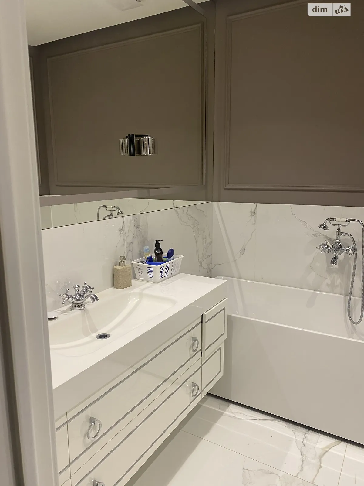 Продается 3-комнатная квартира 142.3 кв. м в Харькове, ул. Культуры, 22В - фото 1