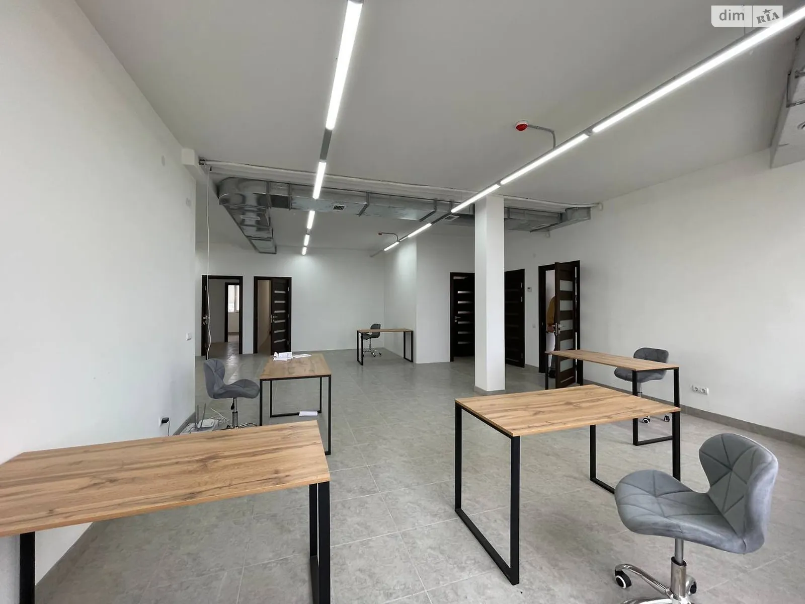 Здається в оренду офіс 153 кв. м в бізнес-центрі, цена: 22950 грн - фото 1