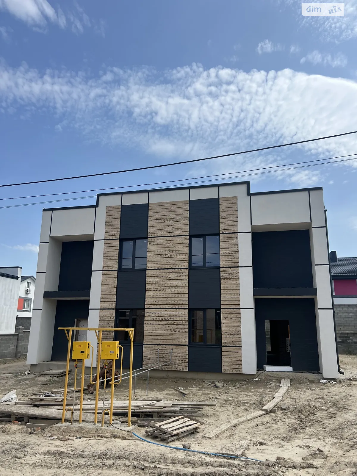 Авторынок Ровно, цена: 73000 $ - фото 1