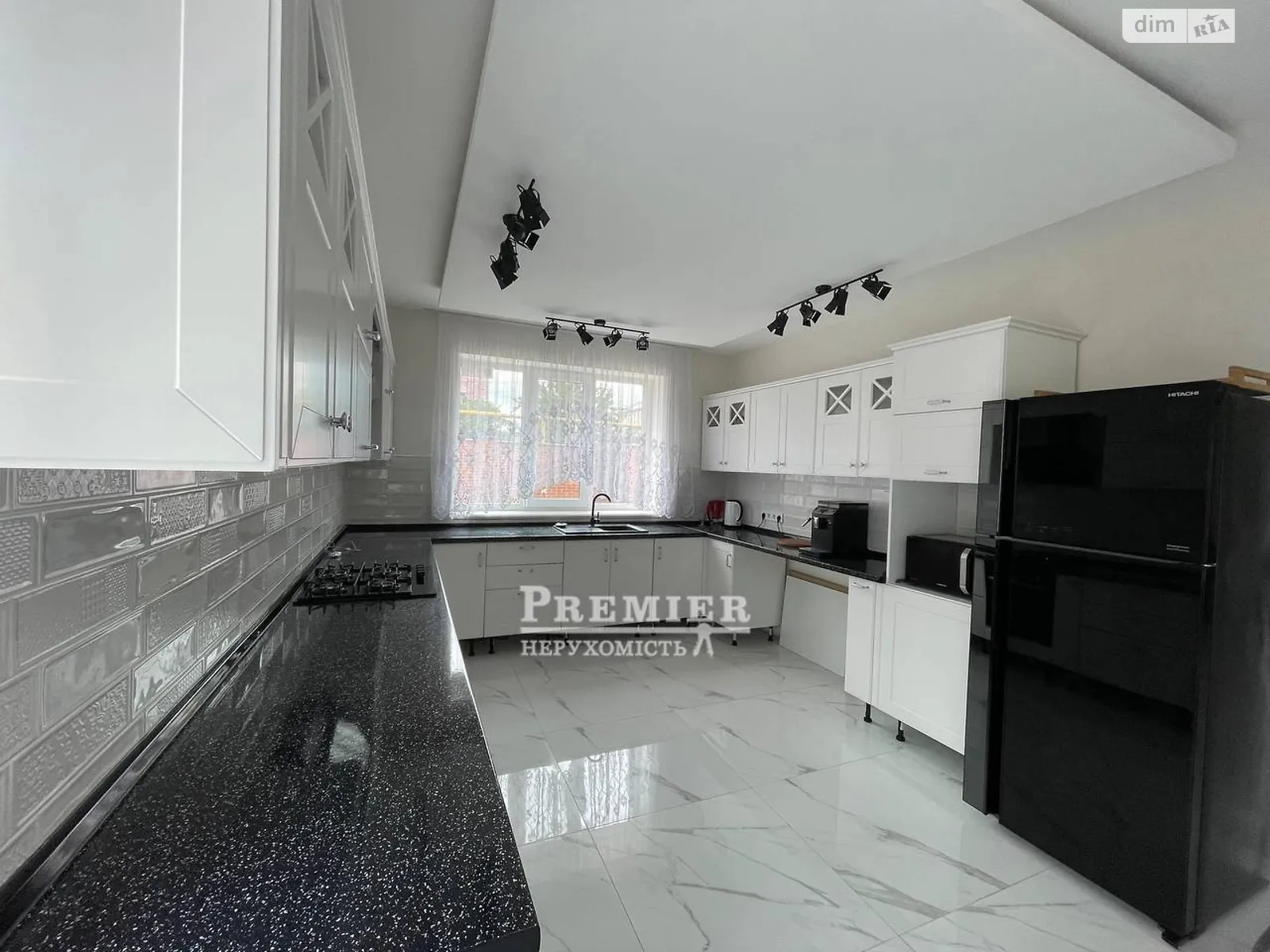 Продається будинок 2 поверховий 200 кв. м з балконом, цена: 380000 $ - фото 1