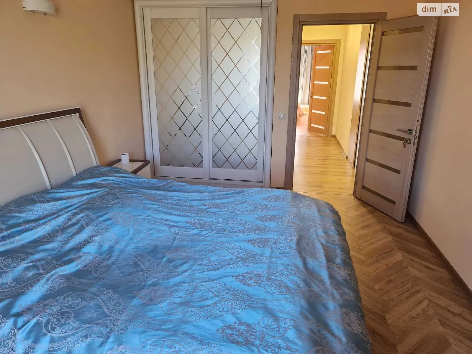Продается дом на 2 этажа 280 кв. м с участком, цена: 425000 $ - фото 1