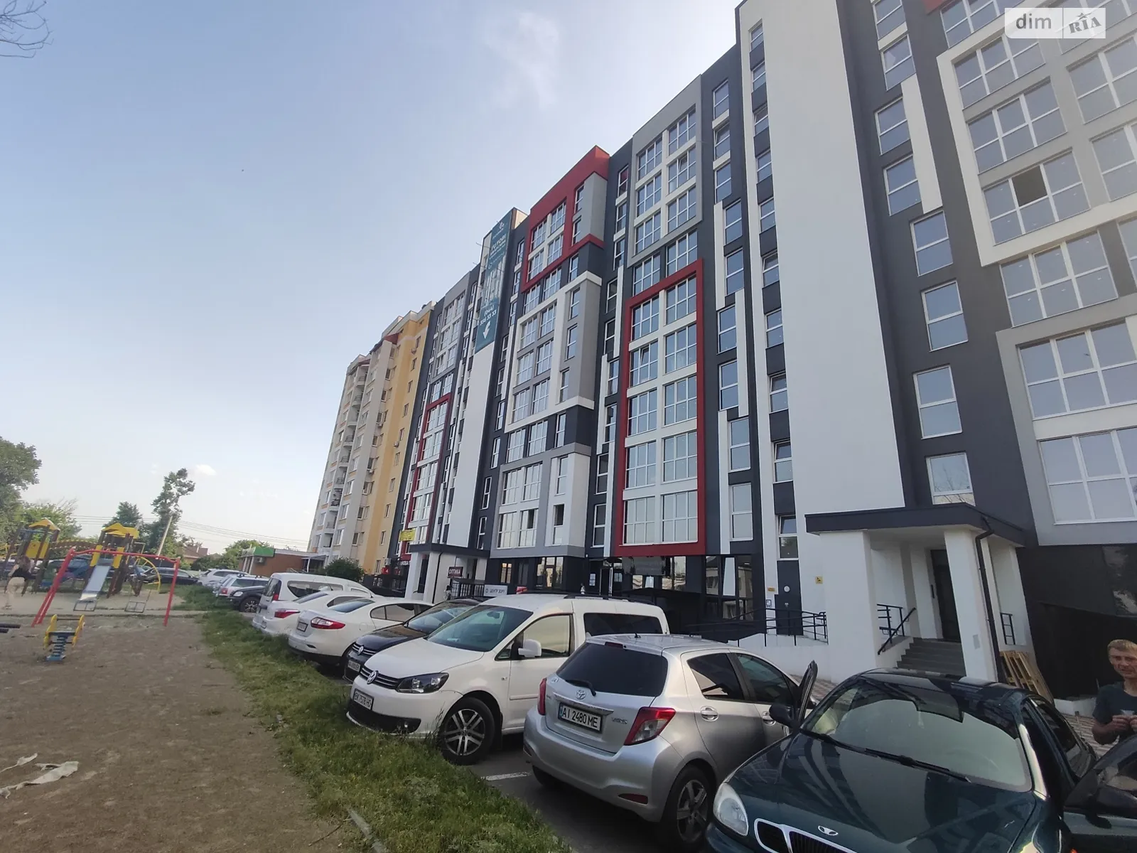 Продается 1-комнатная квартира 27 кв. м в Гостомеле, ул. Свято-Покровская(Ленина) - фото 1