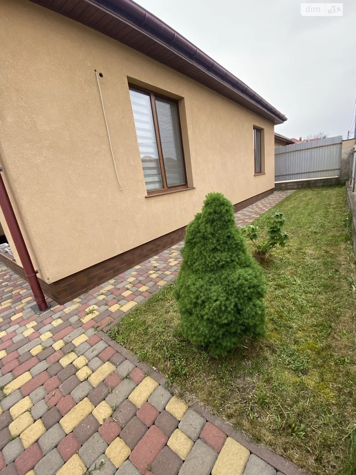 Продается одноэтажный дом 135 кв. м с гаражом, цена: 160000 $ - фото 1