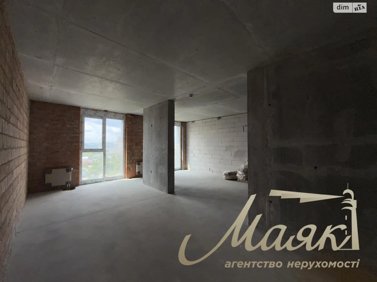 Продается 2-комнатная квартира 73 кв. м в Киеве, Железнодорожное шоссе, 45А - фото 1