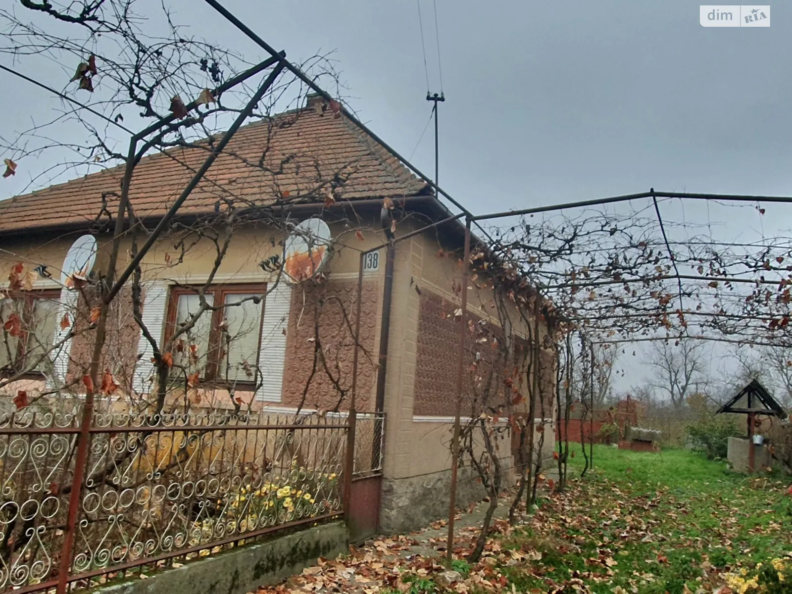 Продається одноповерховий будинок 250 кв. м з бесідкою, цена: 34000 $ - фото 1