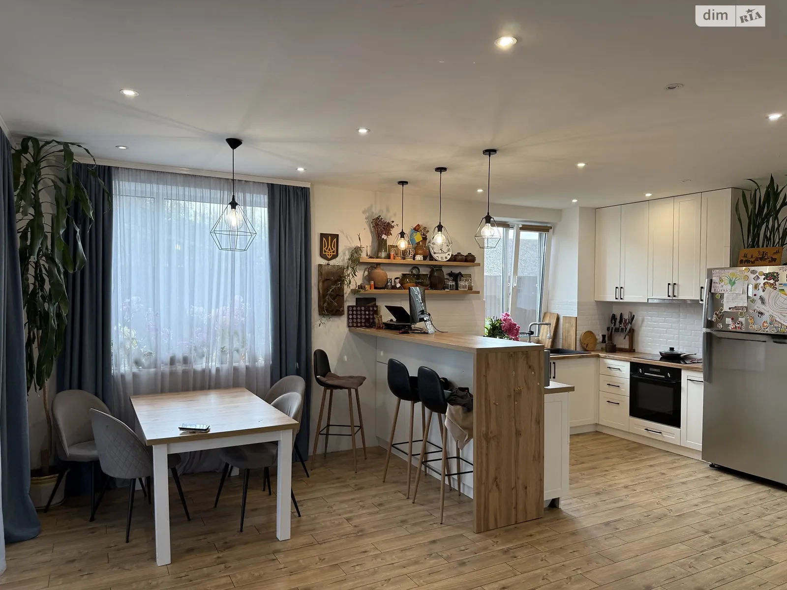 Продается дом на 2 этажа 117 кв. м с балконом, цена: 170000 $ - фото 1