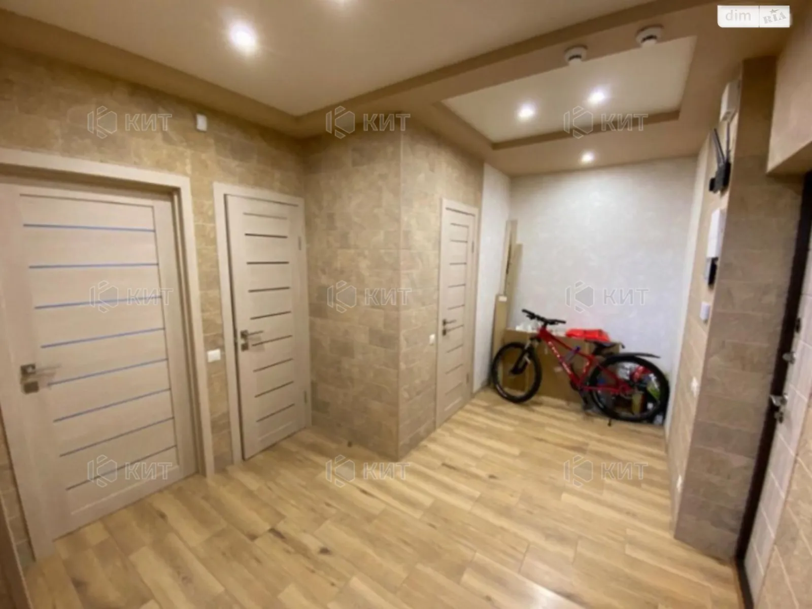 Продается 2-комнатная квартира 69 кв. м в Харькове, цена: 70000 $ - фото 1