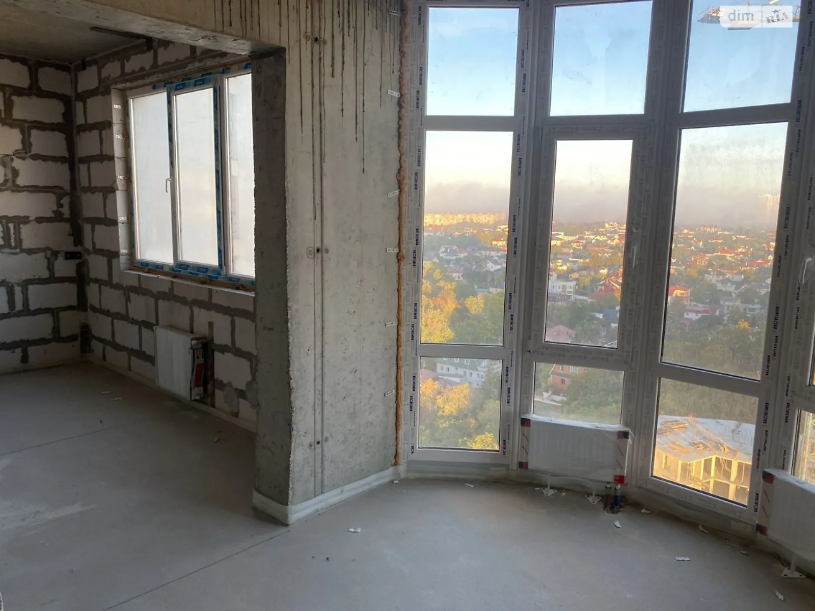 Продается 2-комнатная квартира 82.6 кв. м в Одессе, Фонтанская дор. - фото 1