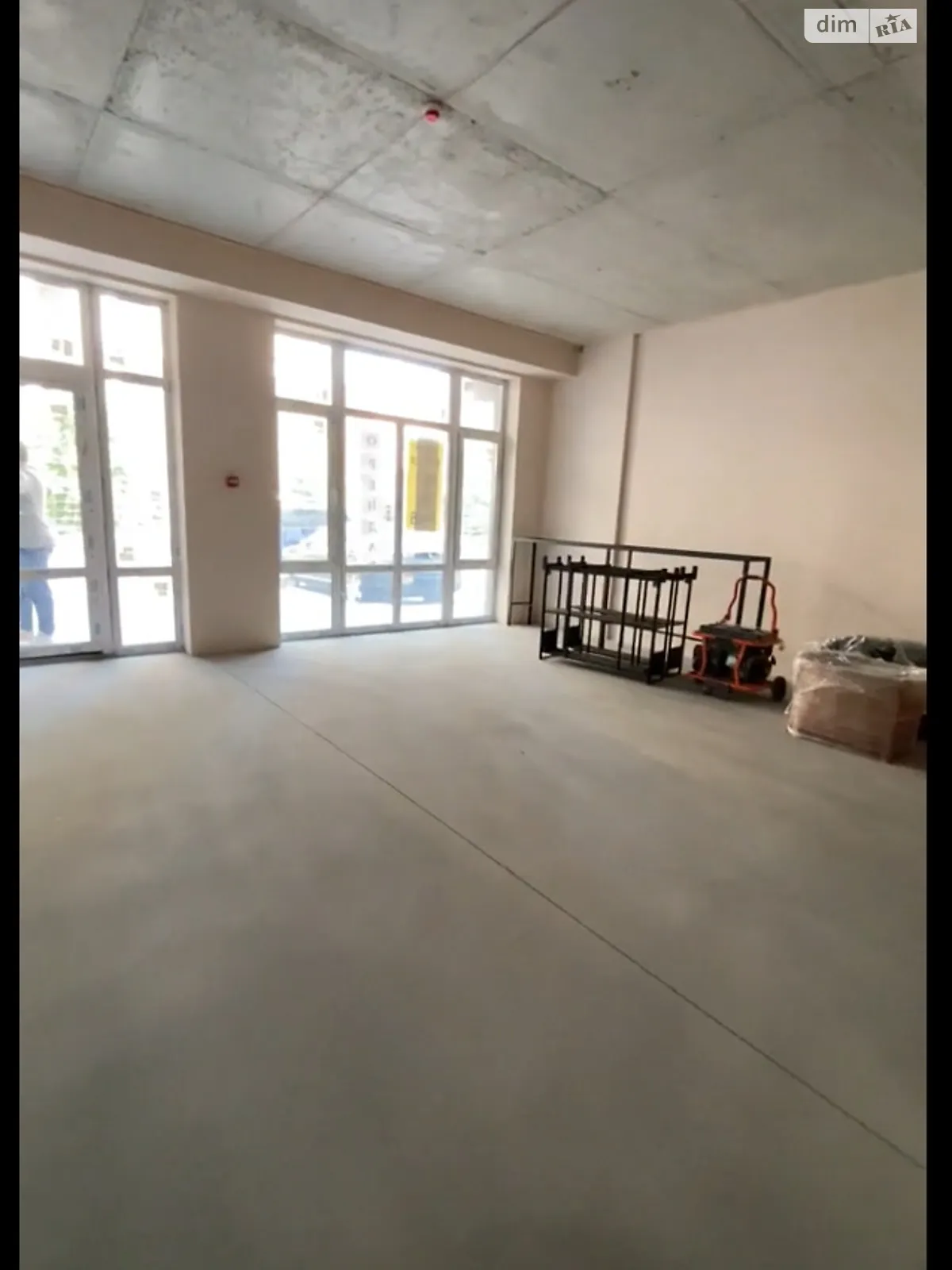 Здається в оренду одноповерховий будинок 84 кв. м з каміном, цена: 670 $ - фото 1