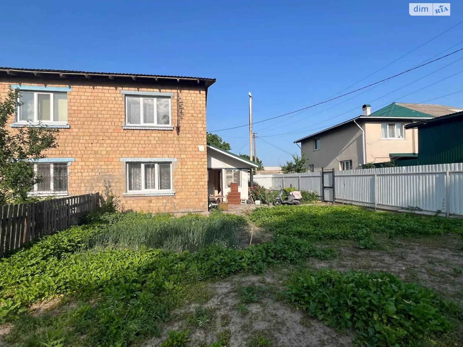 Продается дом на 2 этажа 85 кв. м с участком, цена: 38000 $ - фото 1
