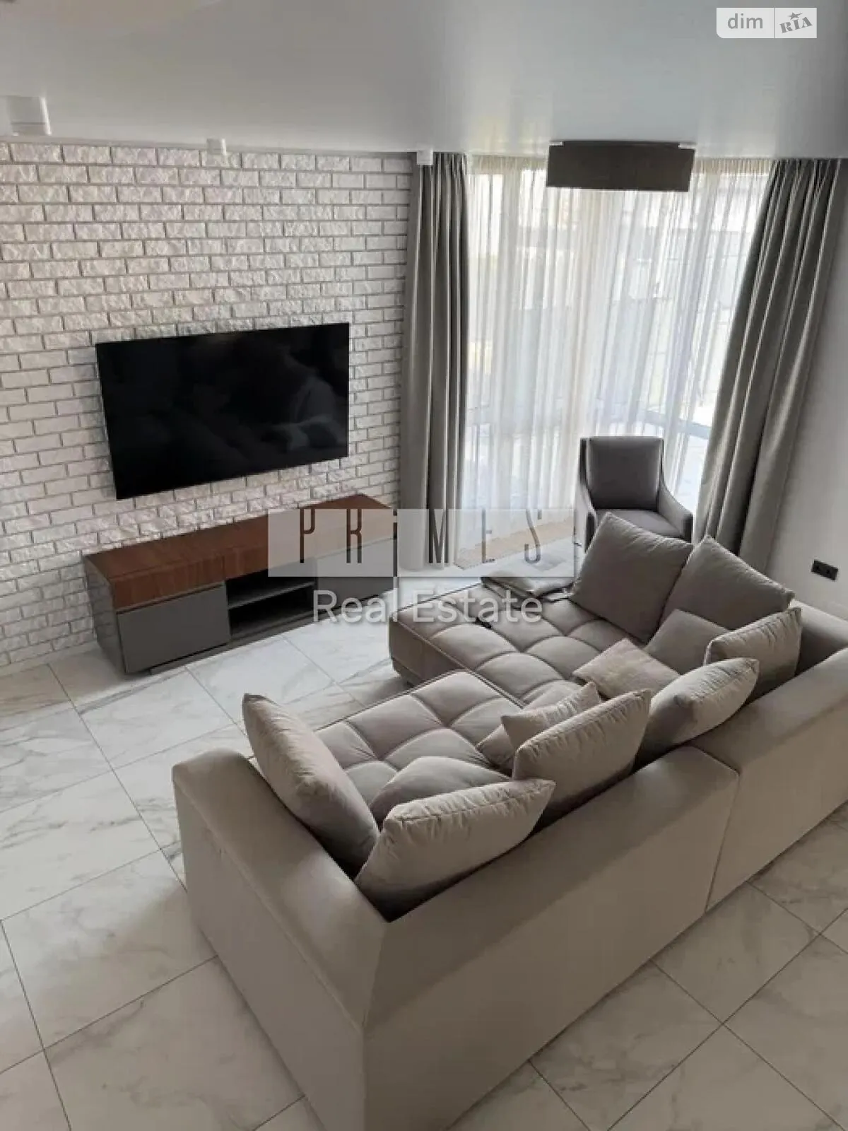Продается дом на 2 этажа 136 кв. м с мансардой, цена: 285000 $ - фото 1