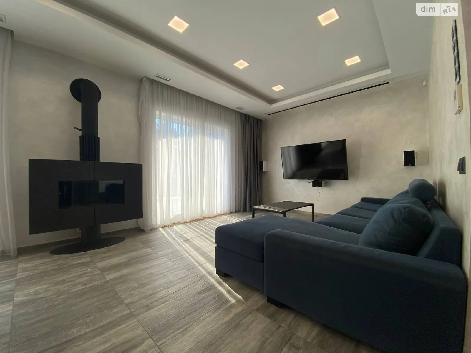 Продается дом на 2 этажа 160 кв. м с мансардой, цена: 160000 $ - фото 1