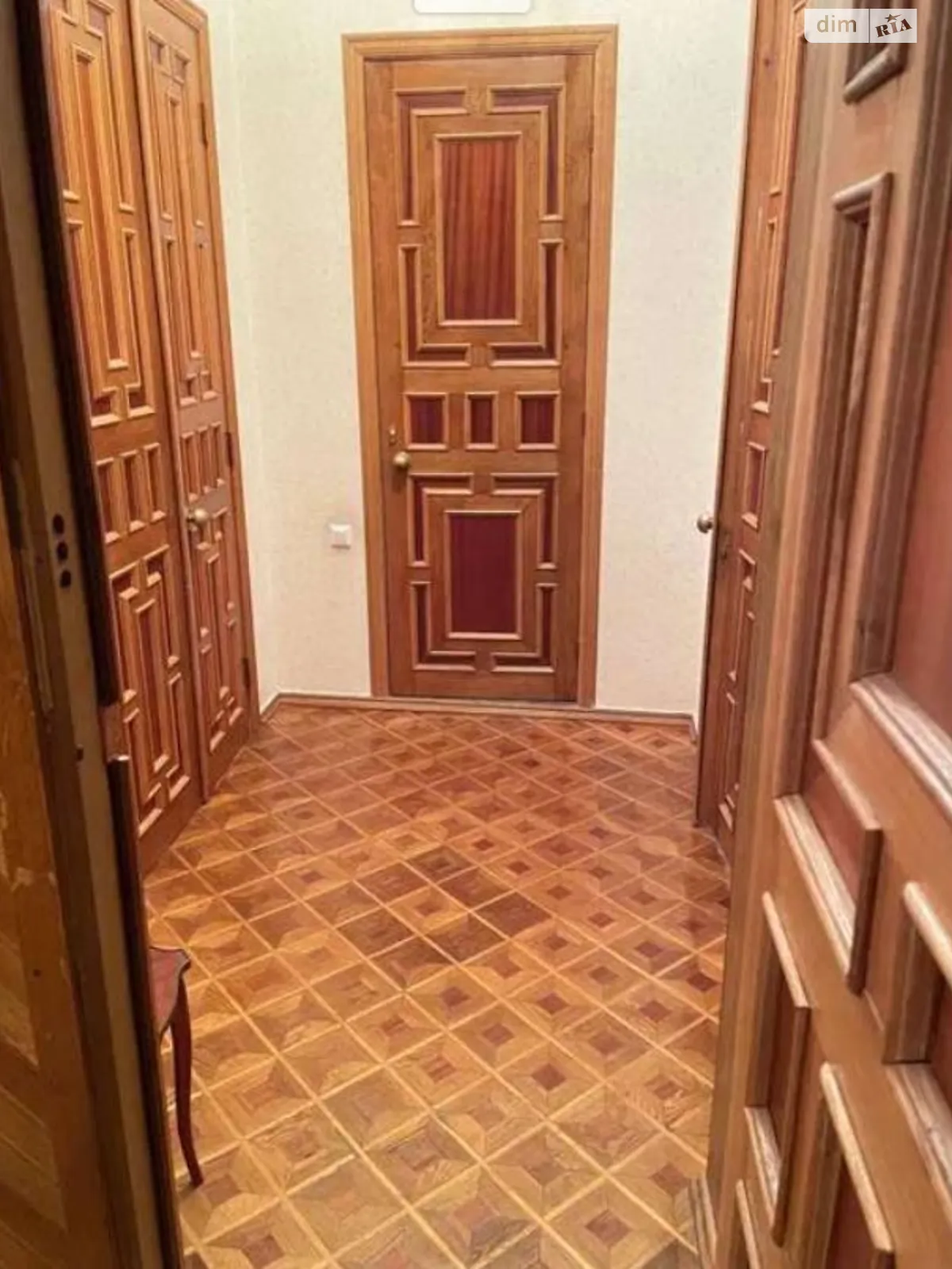 Продается 4-комнатная квартира 120 кв. м в Одессе, ул. Европейская, 6 - фото 1