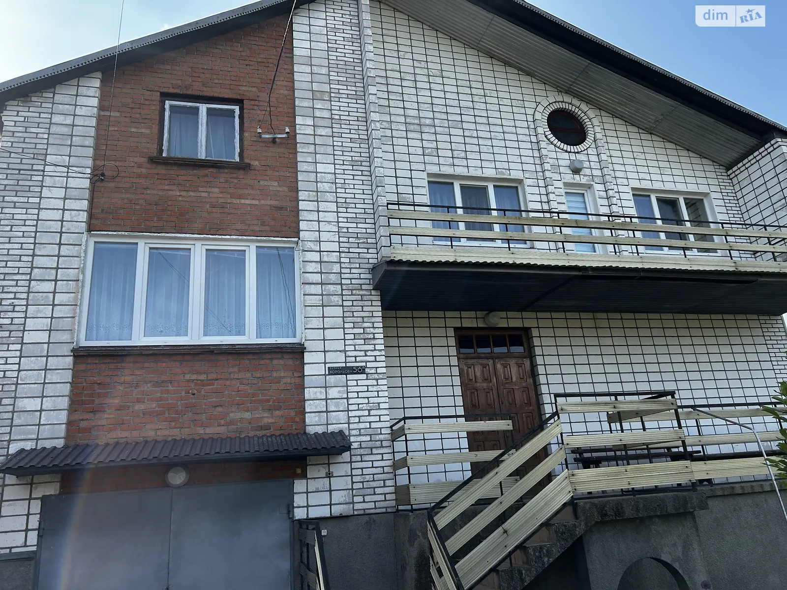 Продается дом на 2 этажа 300 кв. м с беседкой, цена: 170000 $ - фото 1