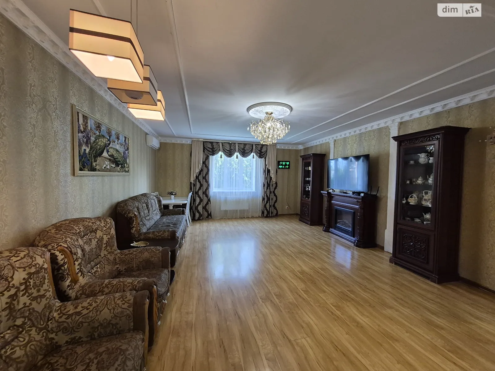 Сдается в аренду дом на 2 этажа 135 кв. м с участком, цена: 800 $ - фото 1