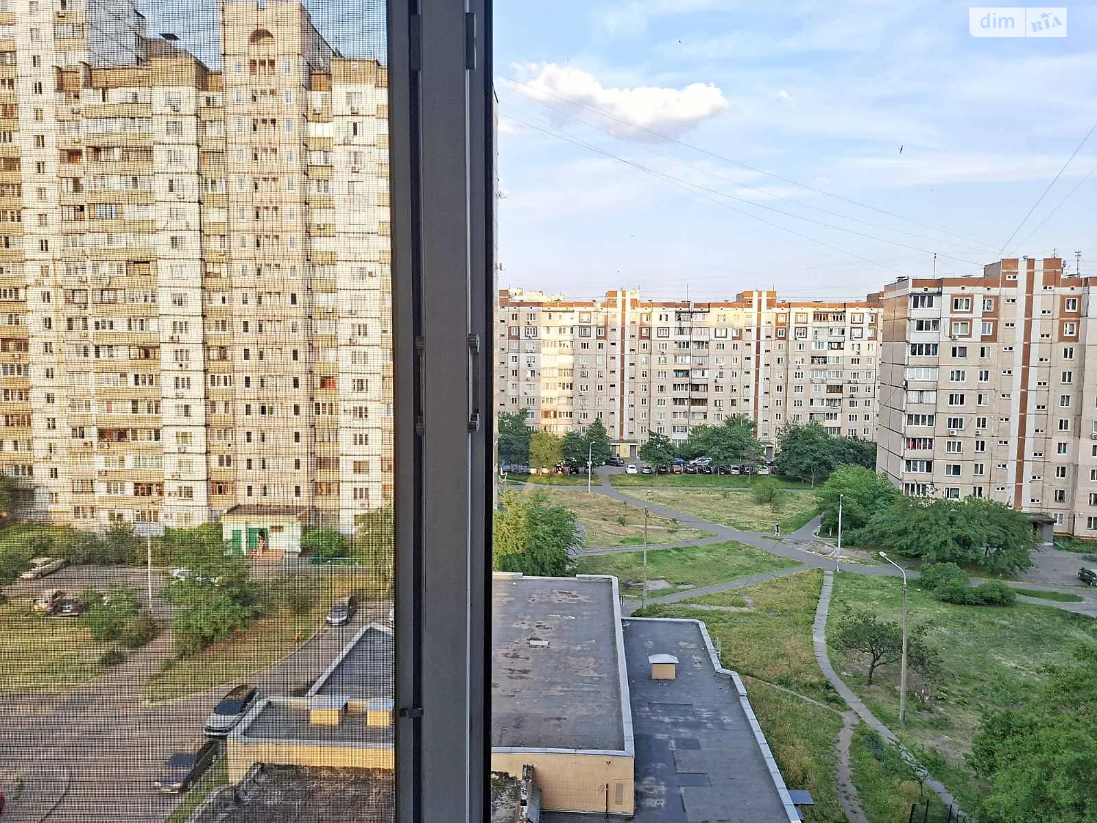 Продається 3-кімнатна квартира 77 кв. м у Києві, вул. Оноре де Бальзака, 56 - фото 1