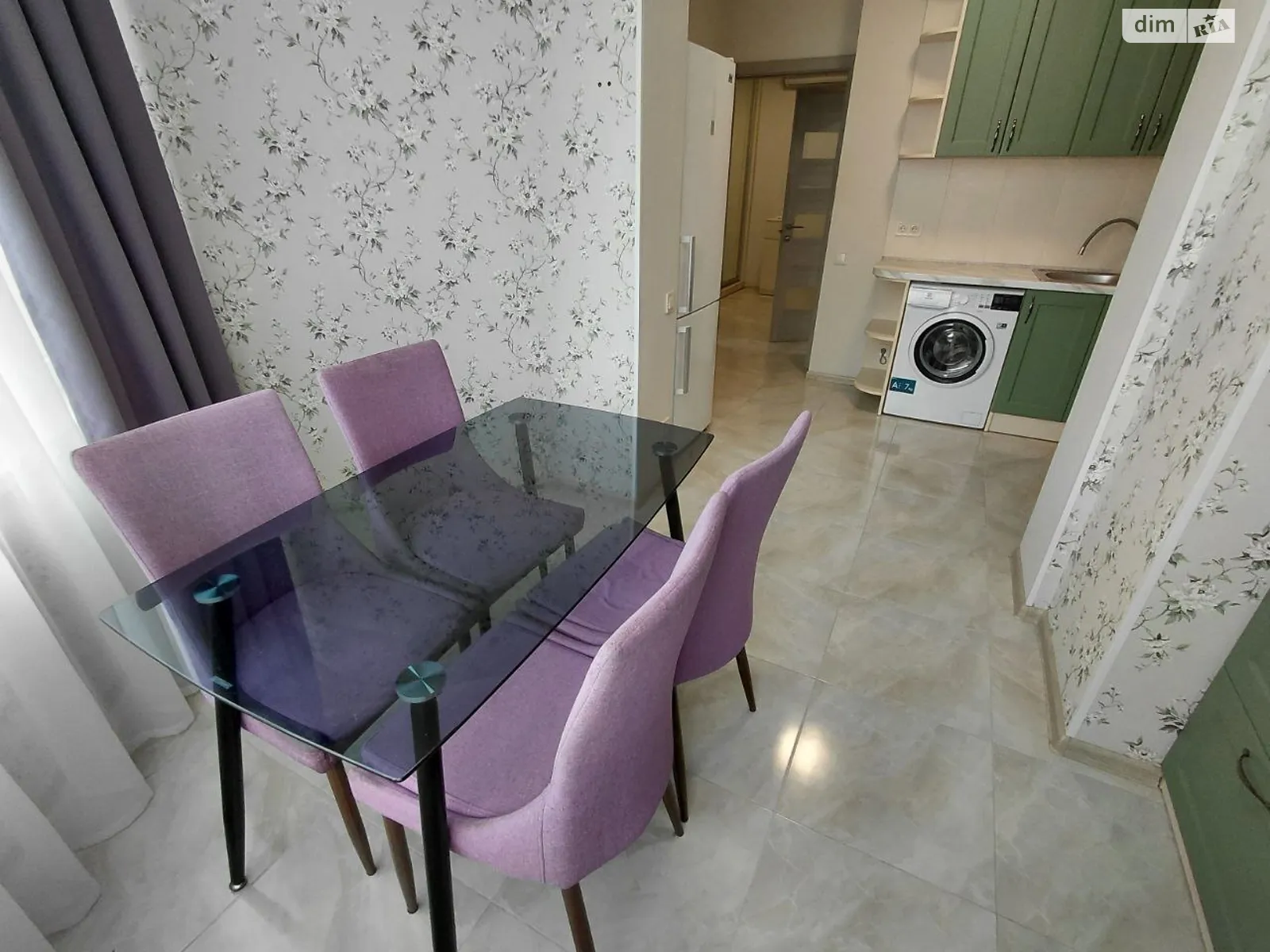 Продається 2-кімнатна квартира 63 кв. м у Софіївській Борщагівці, вул. Академіка Амосова, 63 - фото 1