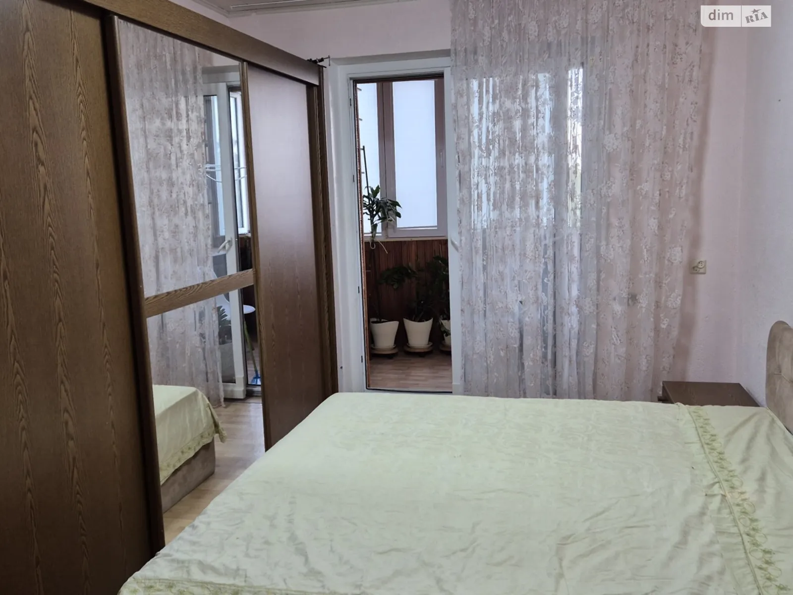 Здається в оренду 3-кімнатна квартира 76 кв. м у Одесі, вул. Євгена Танцюри(Генерала Петрова), 35 - фото 1