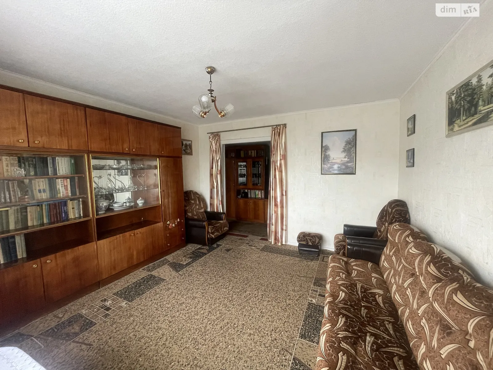 Продается 3-комнатная квартира 61.7 кв. м в Каменском, ул. Дунайская, 43 - фото 1