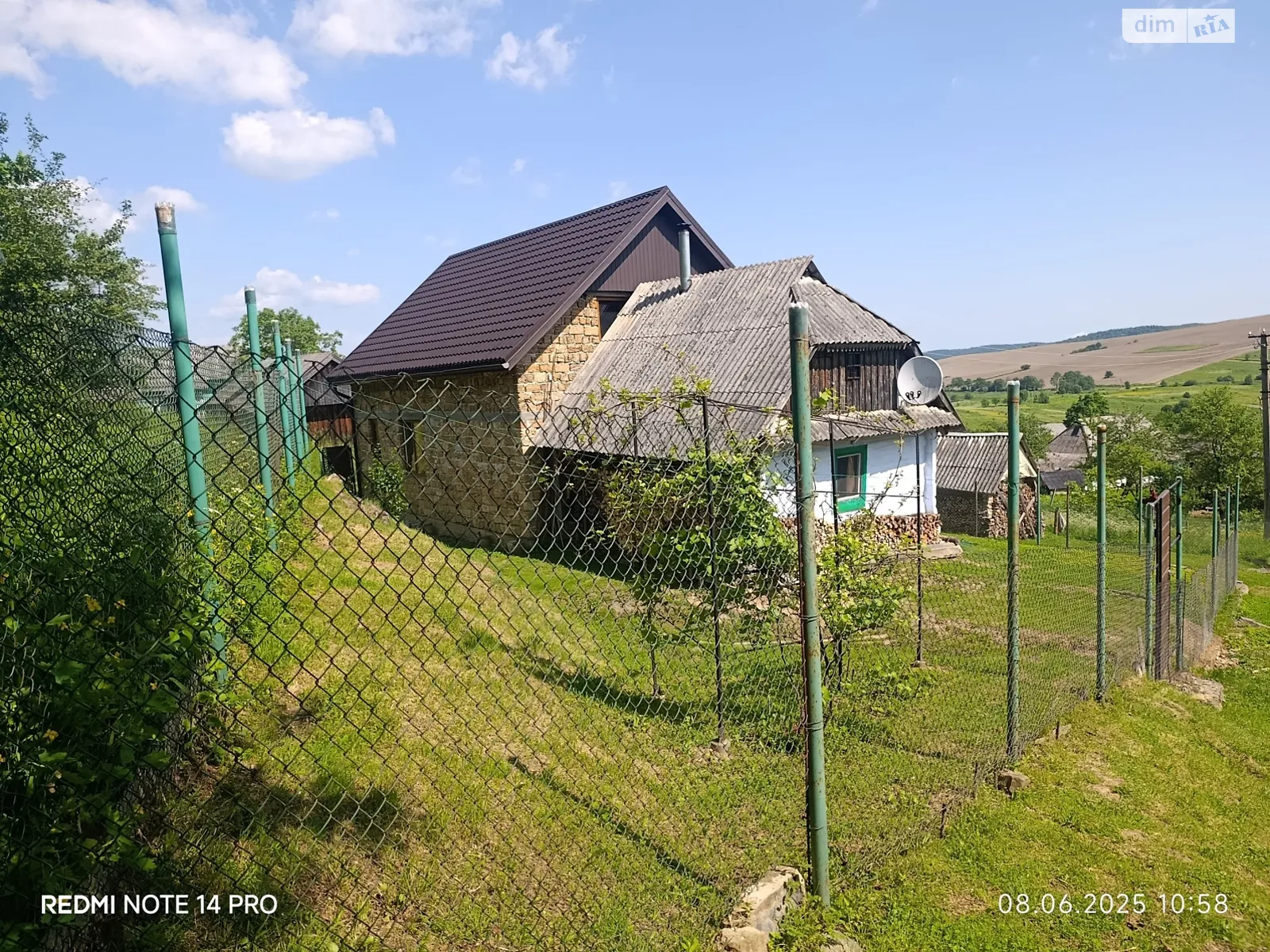 Продается дом на 2 этажа 120 кв. м с баней/сауной, цена: 30000 $ - фото 1