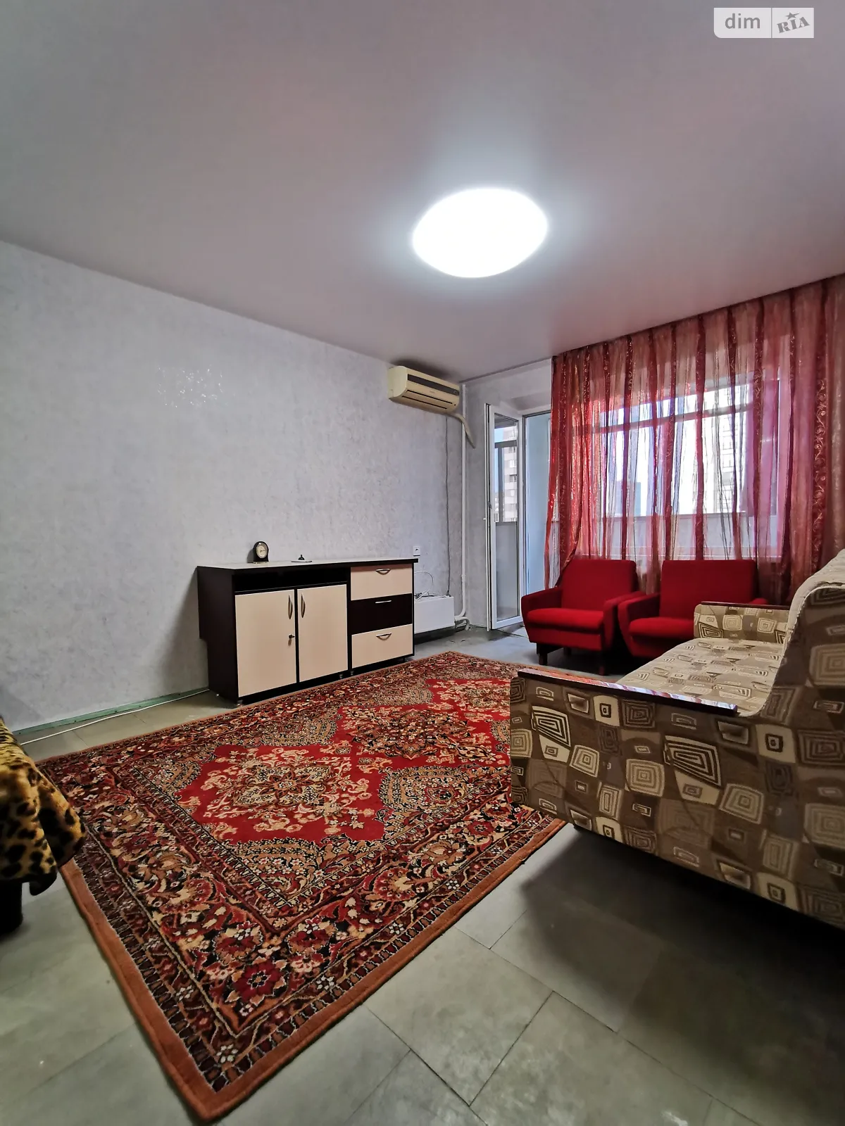 Сдается в аренду 1-комнатная квартира 39 кв. м в Днепре, просп. Поля Александра, 20 - фото 1