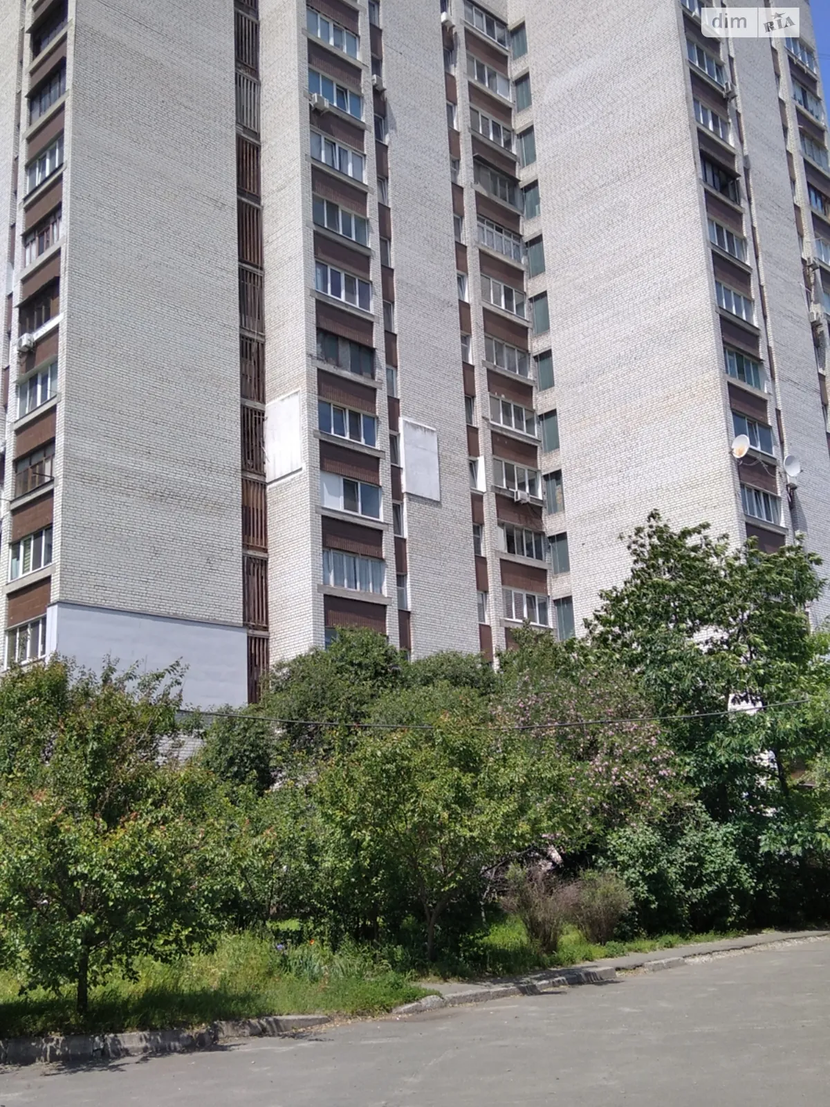 Продается 1-комнатная квартира 37 кв. м в Киеве, ул. Симиренко, 2Б - фото 1