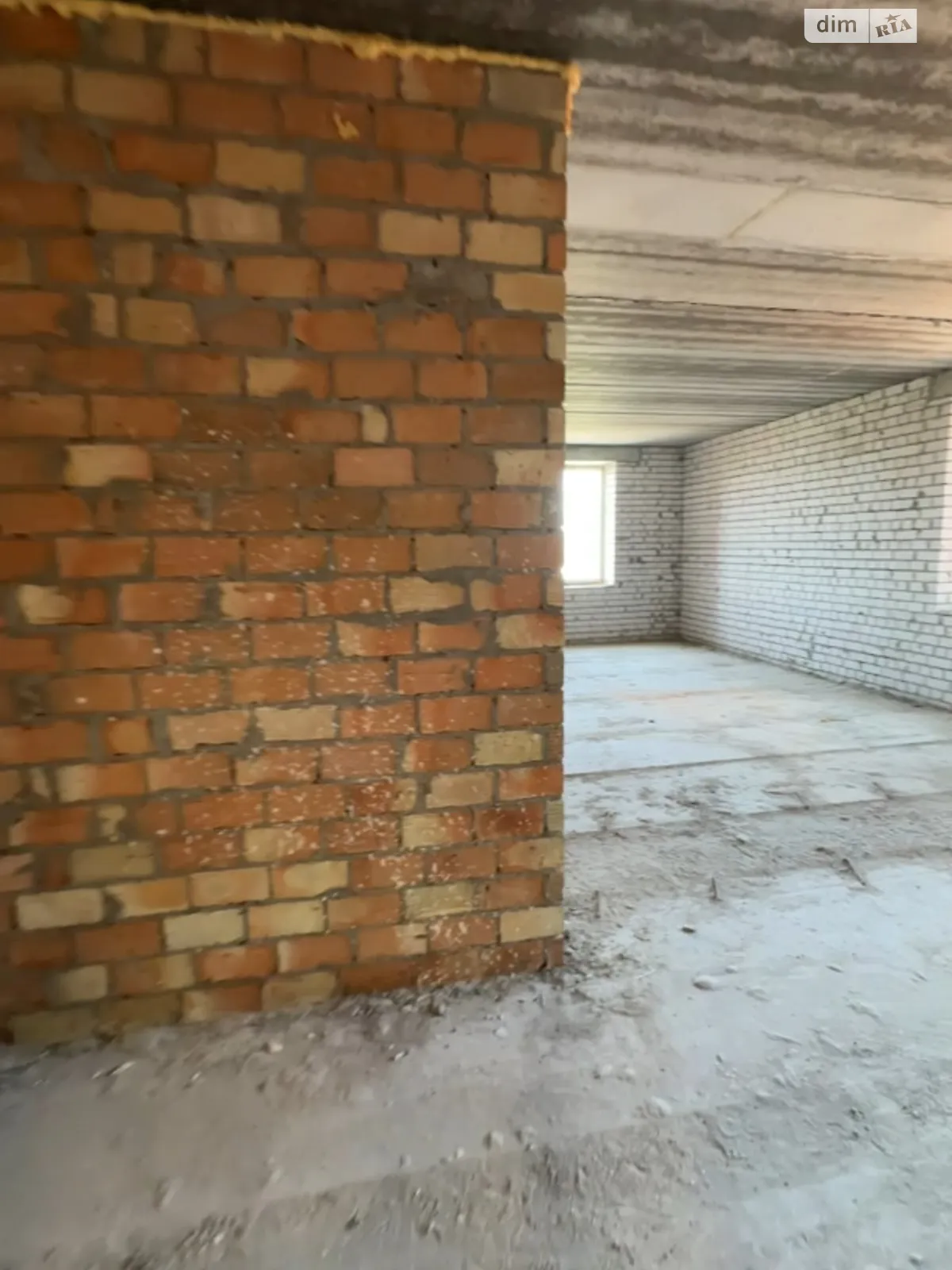 Продается 1-комнатная квартира 70 кв. м в Днепре, ул. Новоселовская, 2 - фото 1
