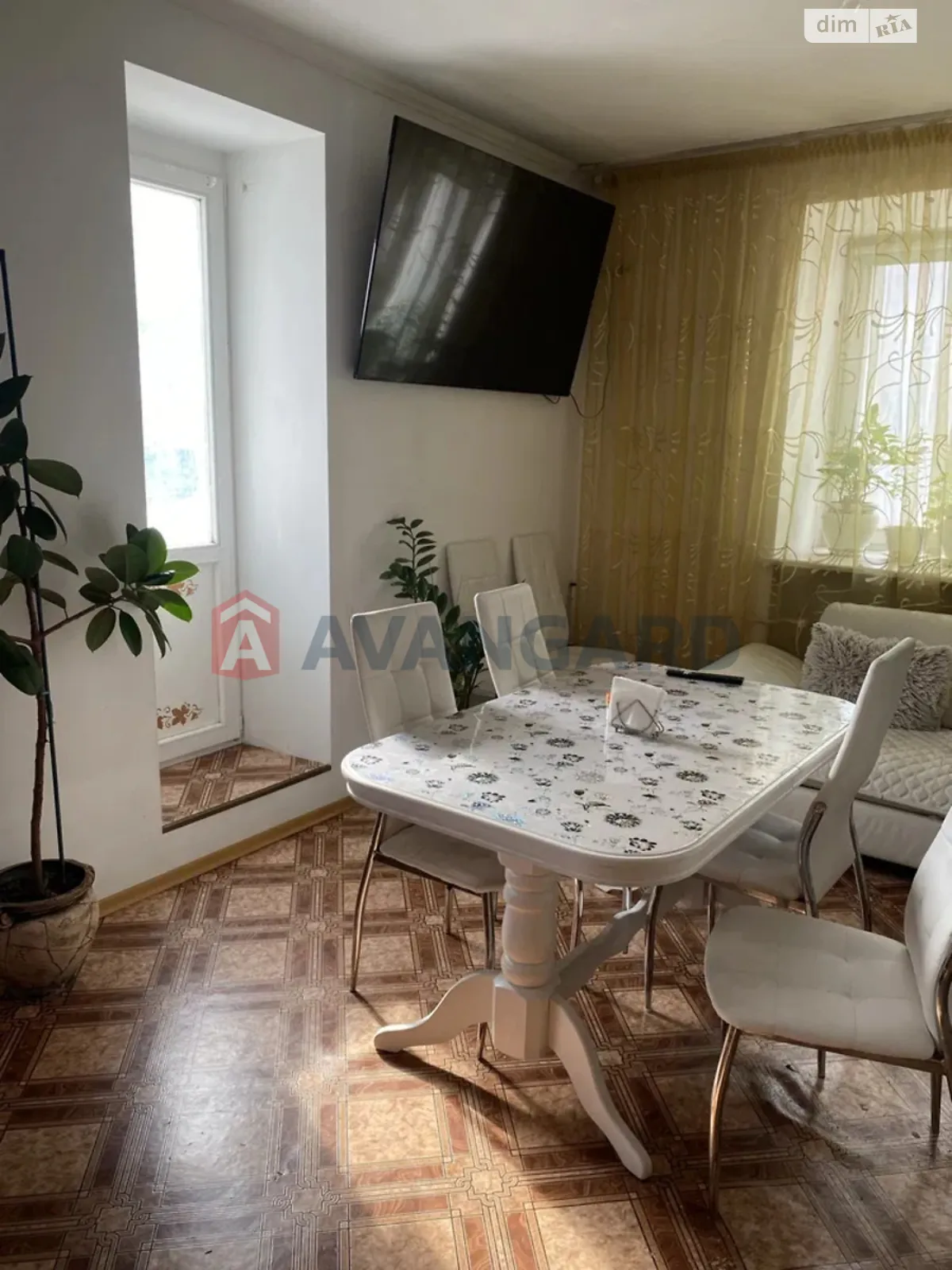 Продается 3-комнатная квартира 115 кв. м в Киеве, ул. Олевская, 3А - фото 1
