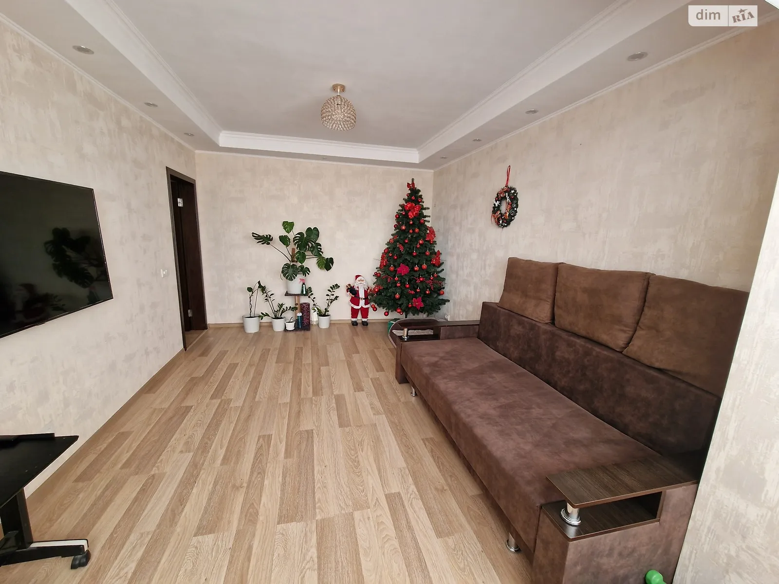 Продается 2-комнатная квартира 64 кв. м в Супруновке, ул. Нефтяников, 15/1 - фото 1