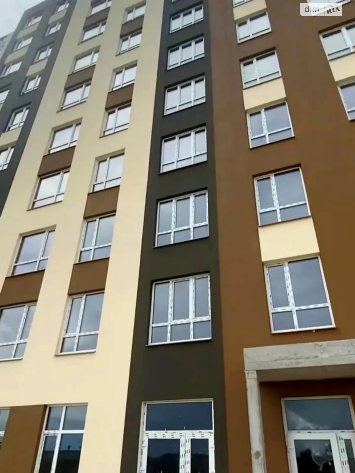 Продается 2-комнатная квартира 53 кв. м в Броварах, ул. Героев Крут, 2 - фото 1