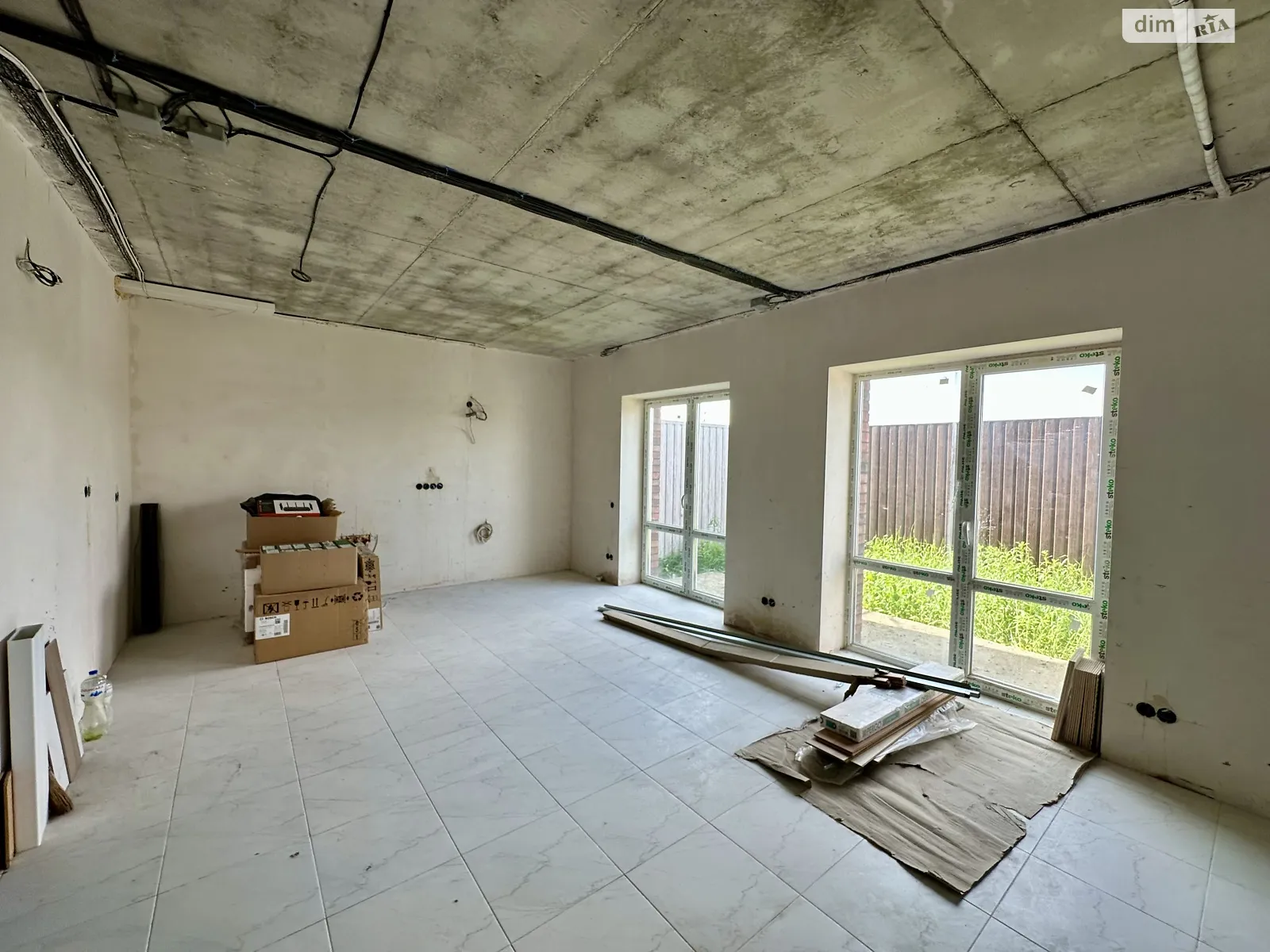 Погреби (Бровари), цена: 117000 $ - фото 1