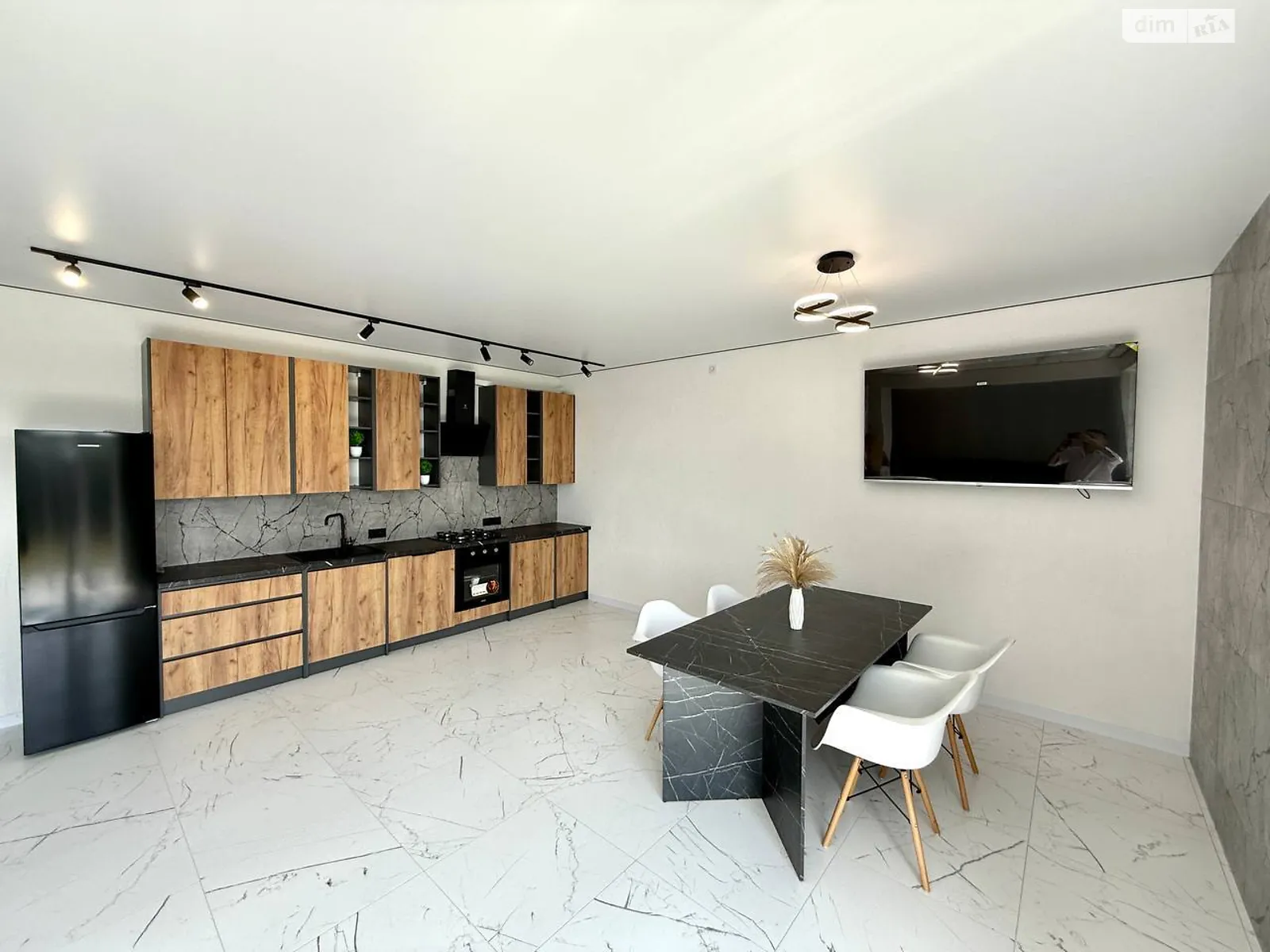 Продається будинок 2 поверховий 220 кв. м з верандою, цена: 159991 $ - фото 1