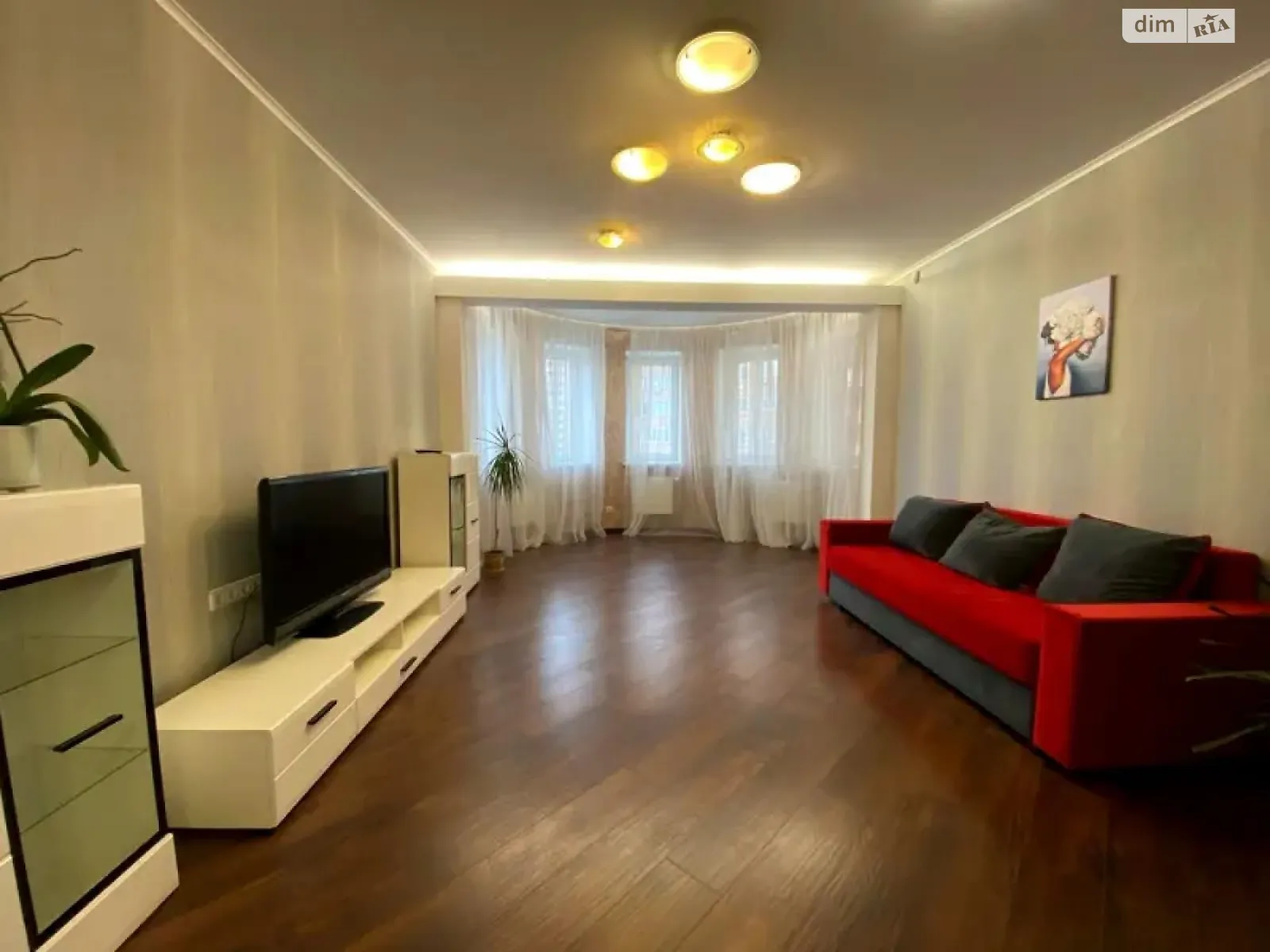 Сдается в аренду 3-комнатная квартира 115 кв. м в Киеве, пл. Голосеевская, 13А - фото 1