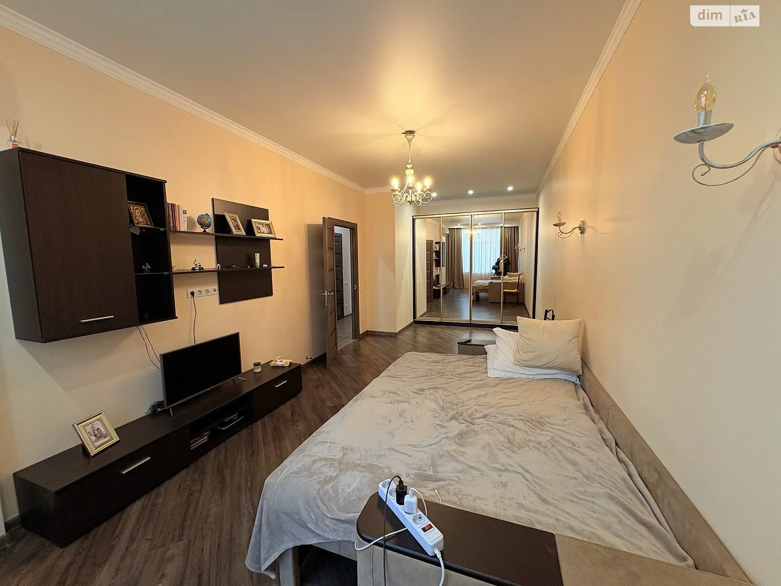 Продается 1-комнатная квартира 45 кв. м в Лиманке, цена: 58000 $ - фото 1