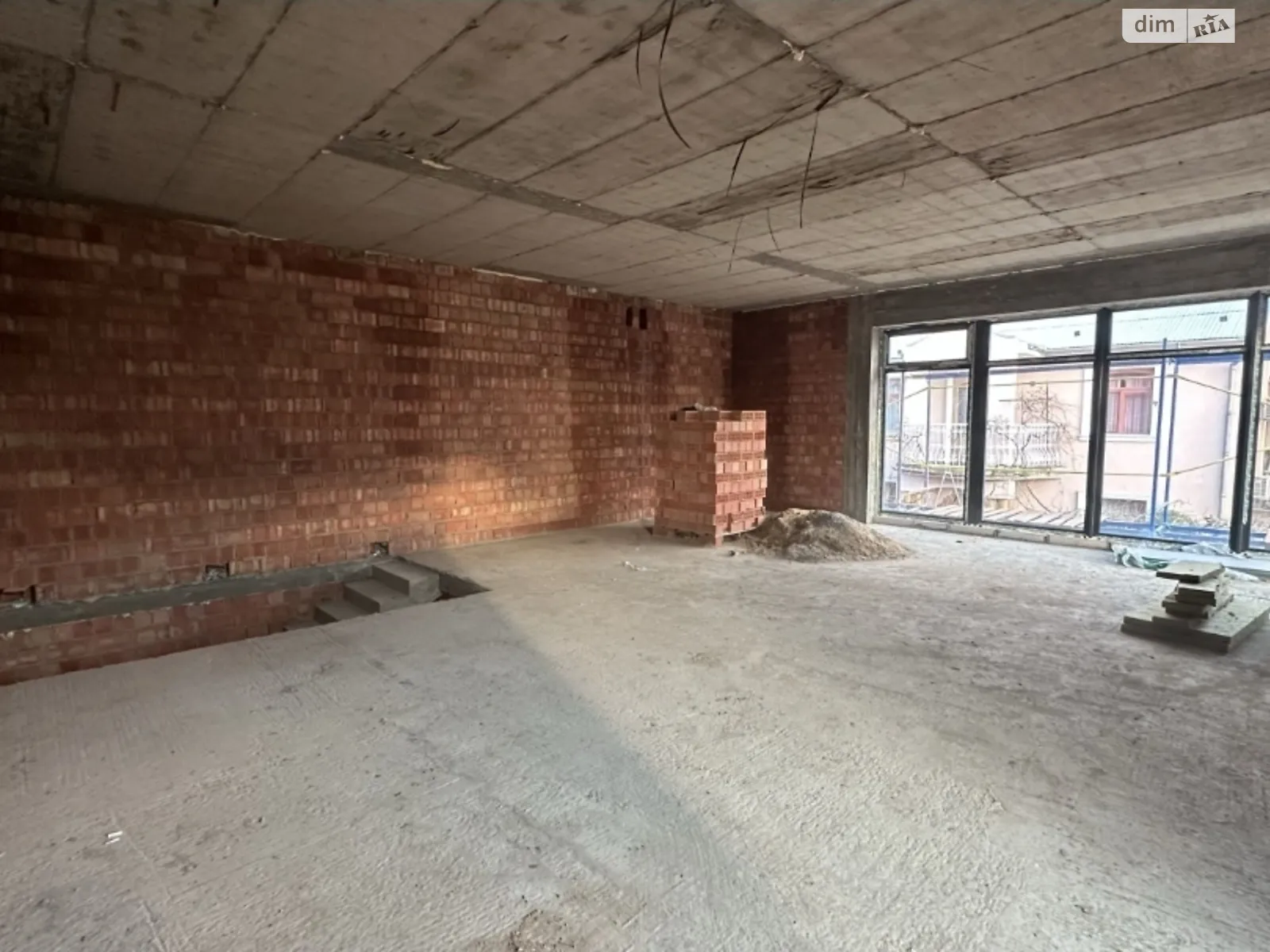Продается дом на 2 этажа 190 кв. м с баней/сауной, цена: 225000 $ - фото 1