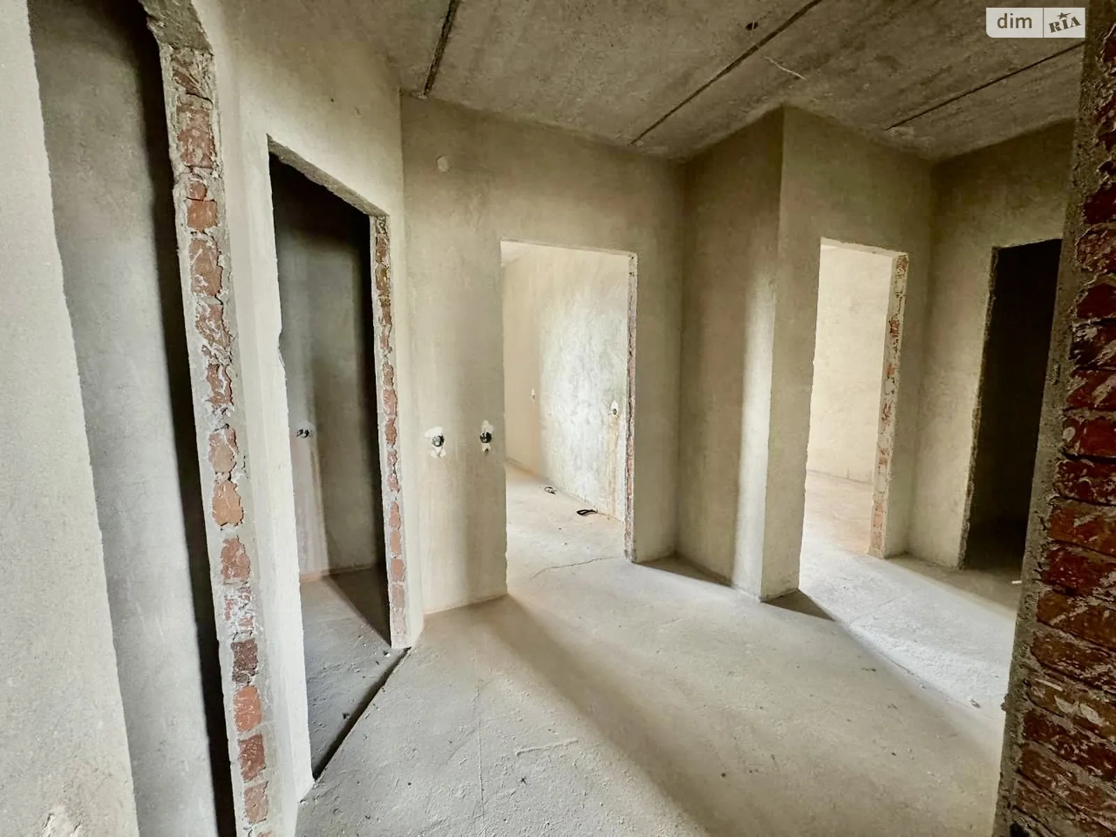 Продается 3-комнатная квартира 84 кв. м в Черткове, ул. Владимира Великого(Строительная) - фото 1