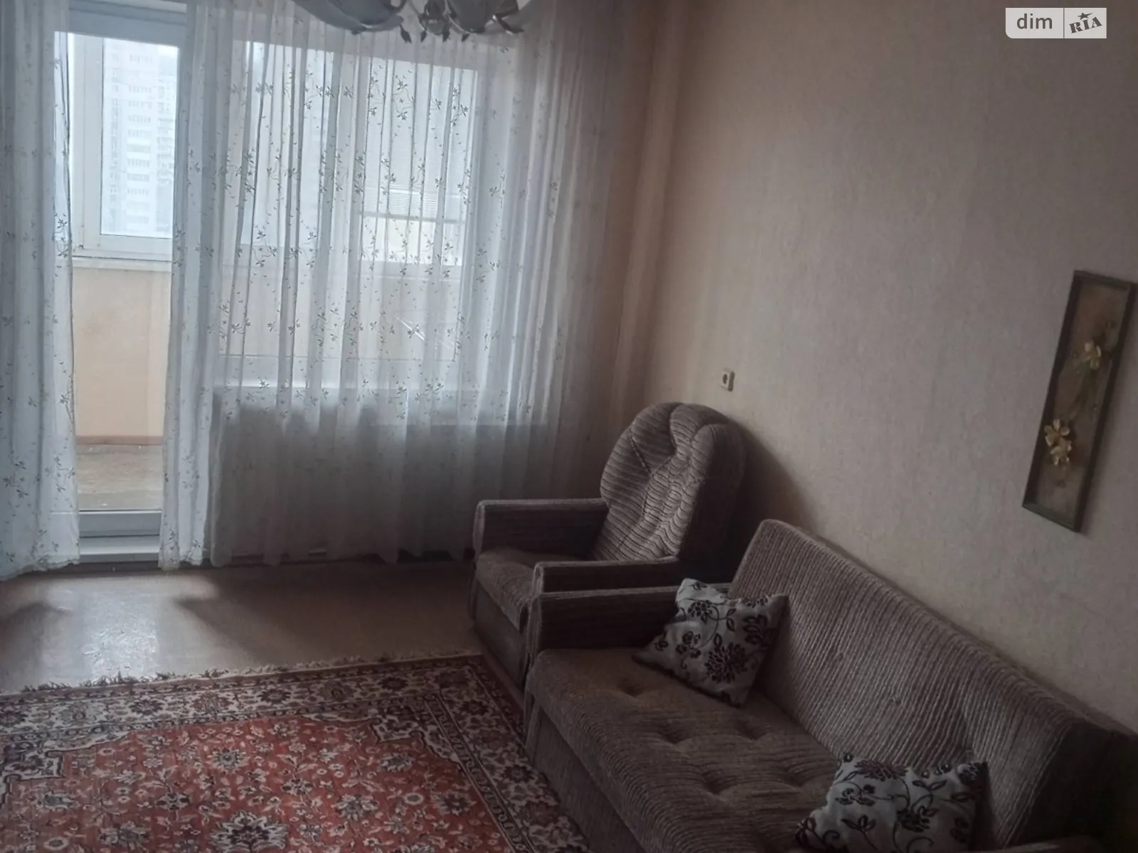 Продается 1-комнатная квартира 42 кв. м в Киеве, ул. Ореста Васкула(Феодори Пушиной), 49 - фото 1