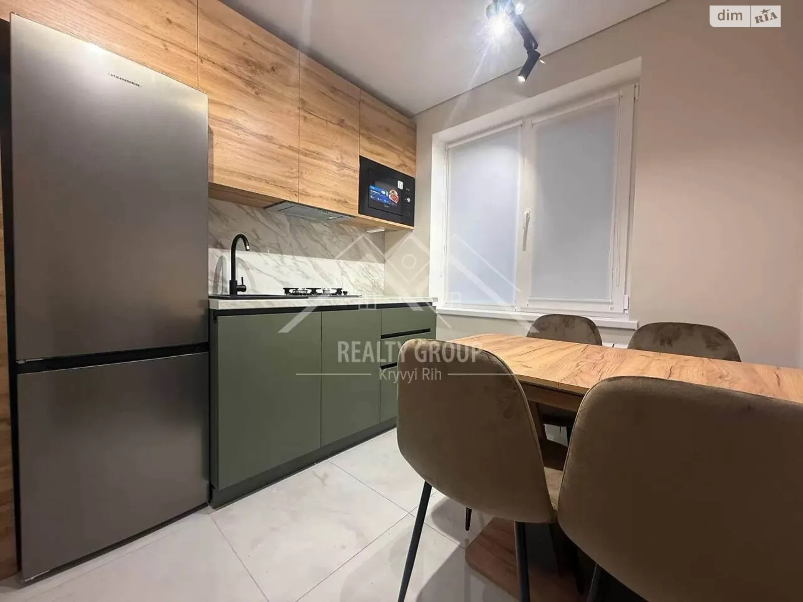 Продається 2-кімнатна квартира 47 кв. м у Кривому Розі, цена: 36000 $ - фото 1