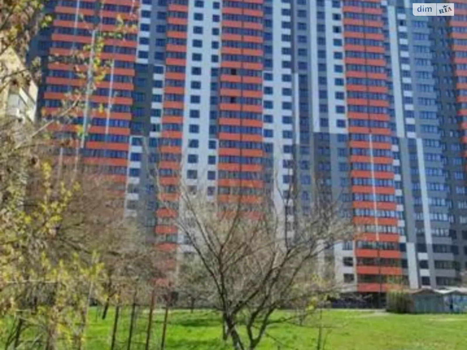 Продается 3-комнатная квартира 85.19 кв. м в Киеве, ул. Владимира Сосюры, 6 - фото 1