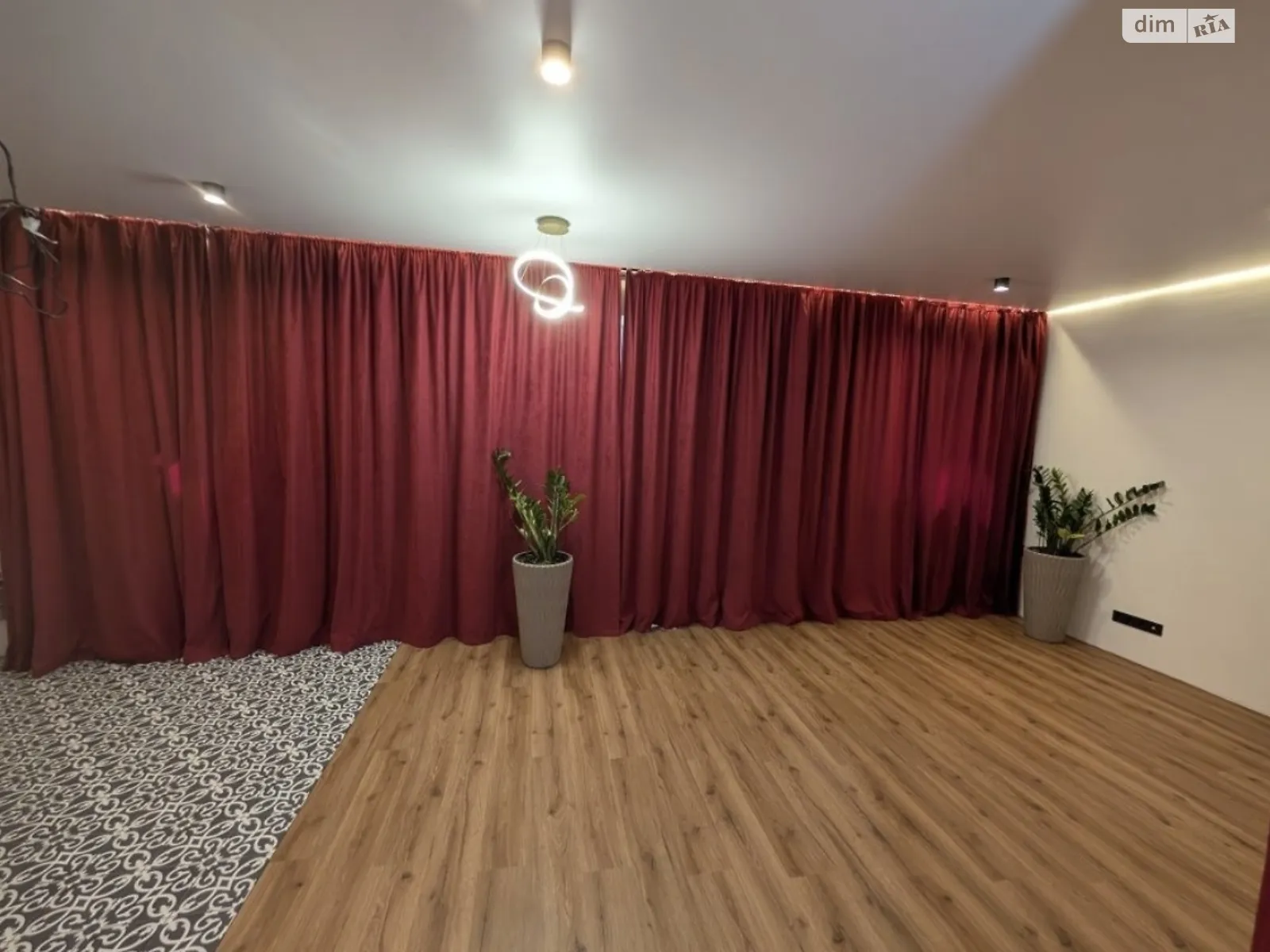 Продается 2-комнатная квартира 46 кв. м в Киеве, ул. Академика Янгеля, 2А - фото 1
