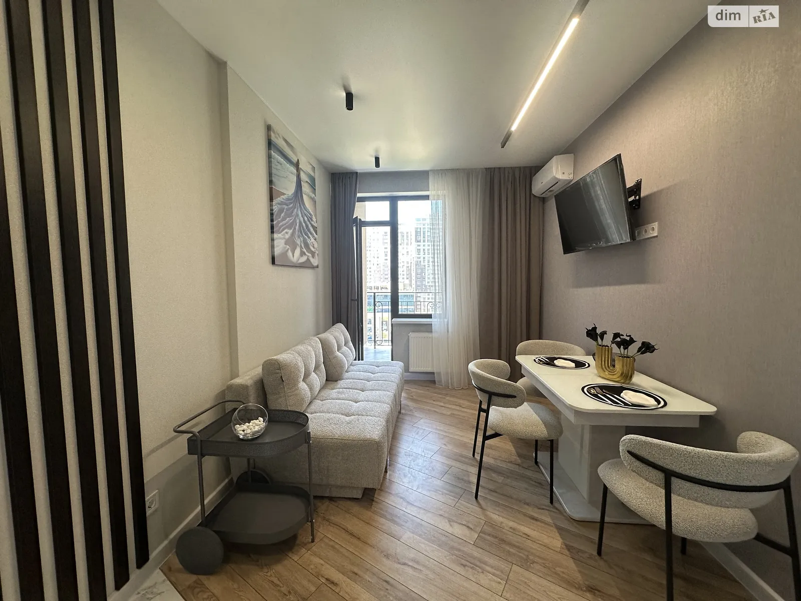 Продается 1-комнатная квартира 45 кв. м в Одессе, ул. Генуэзская, 3Б - фото 1