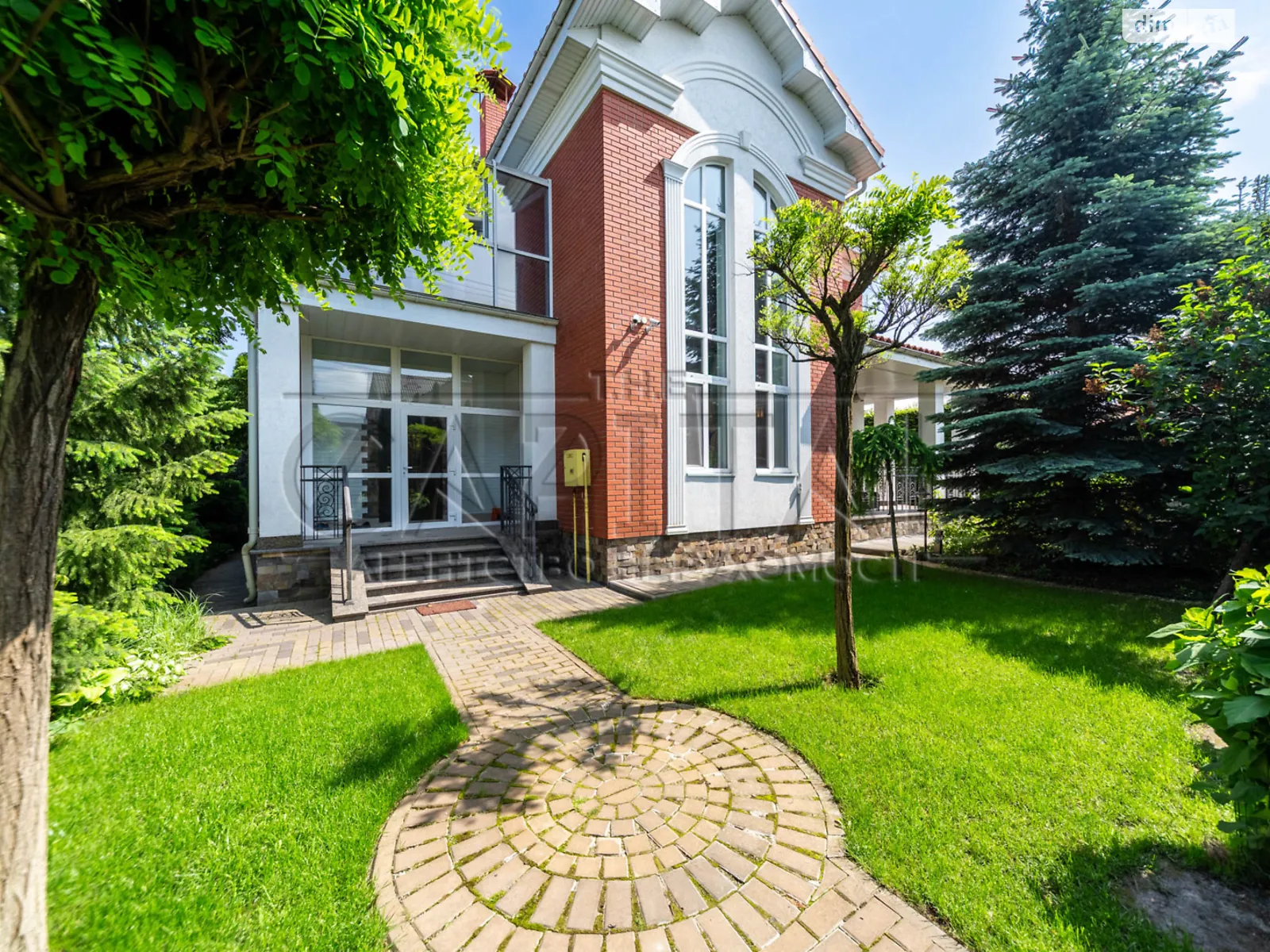 Продается дом на 2 этажа 229.4 кв. м с камином, цена: 400000 $ - фото 1