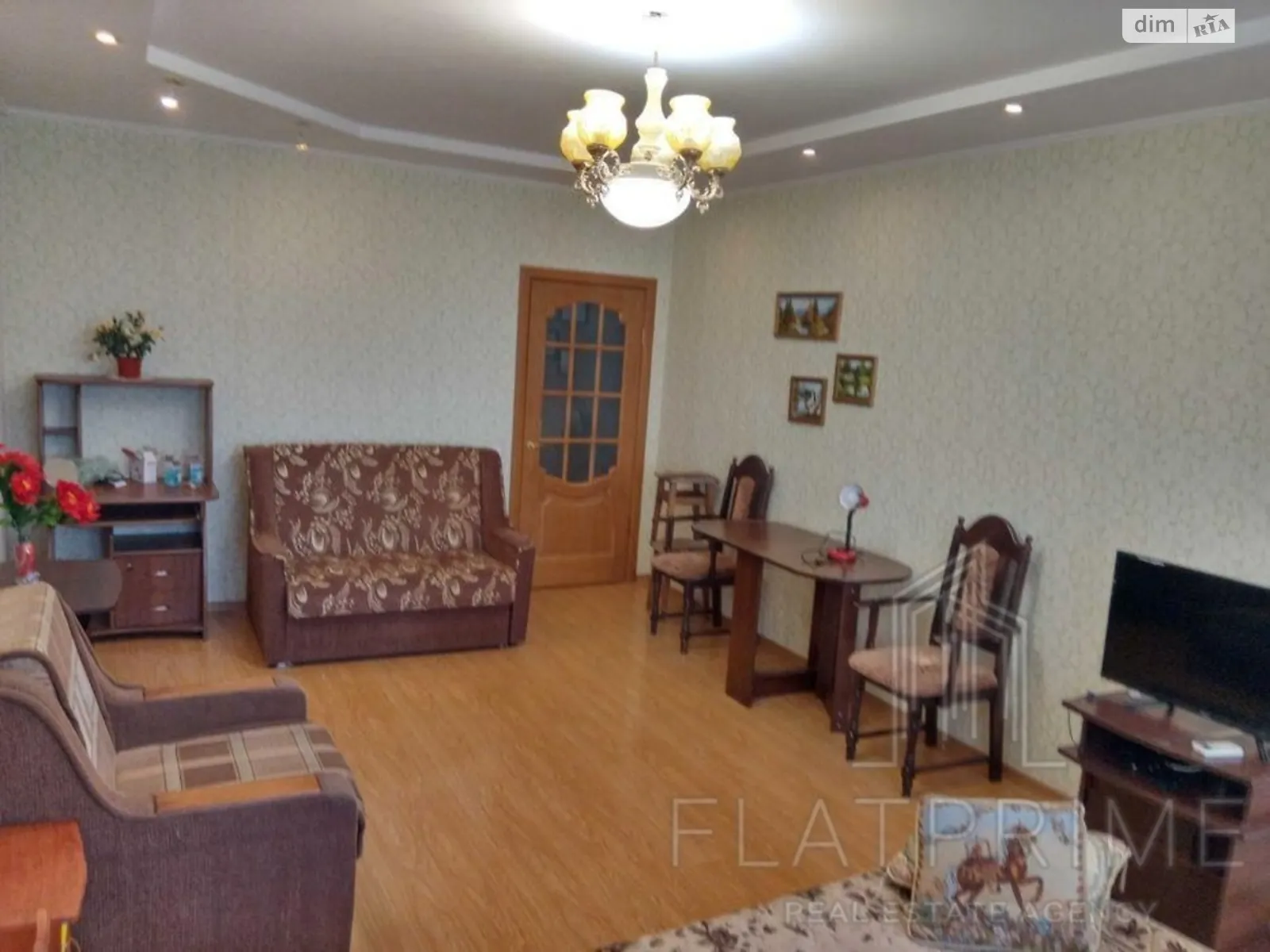 Продается 1-комнатная квартира 61 кв. м в Киеве, ул. Гетьмана Вадима, 1 - фото 1