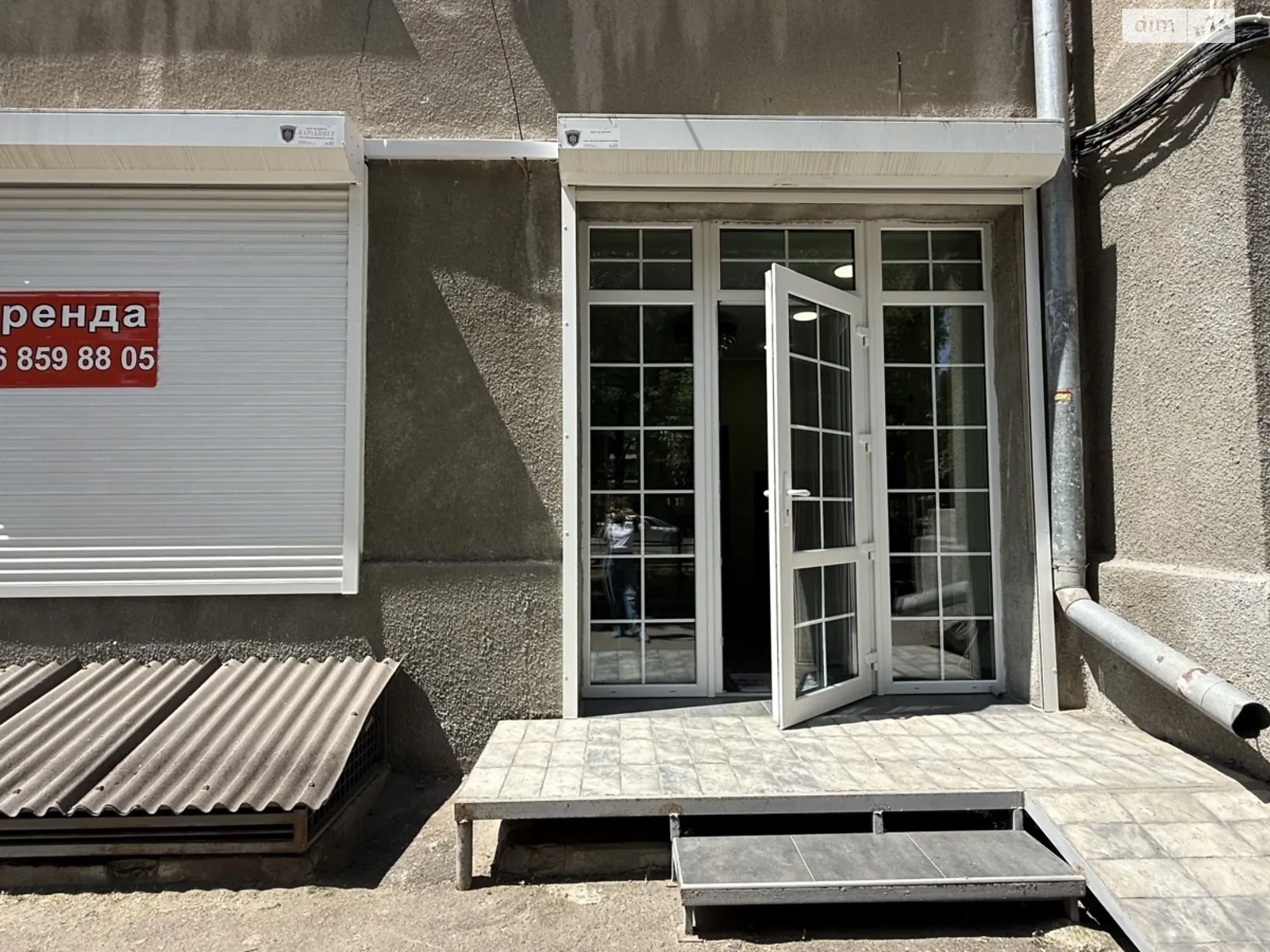 Сдается в аренду офис 62 кв. м в бизнес-центре, цена: 35000 грн - фото 1