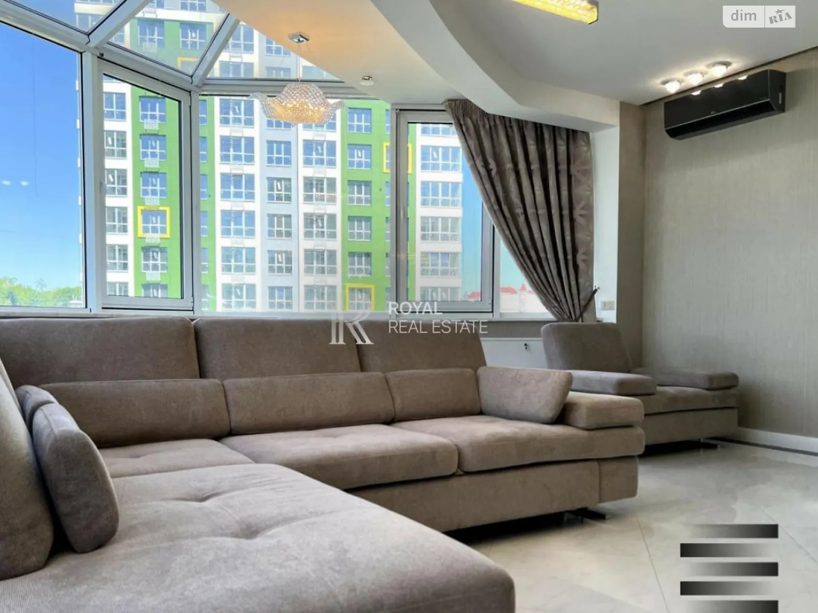 Продается 1-комнатная квартира 127 кв. м в Киеве, ул. Вышгородская, 45А/4 - фото 1